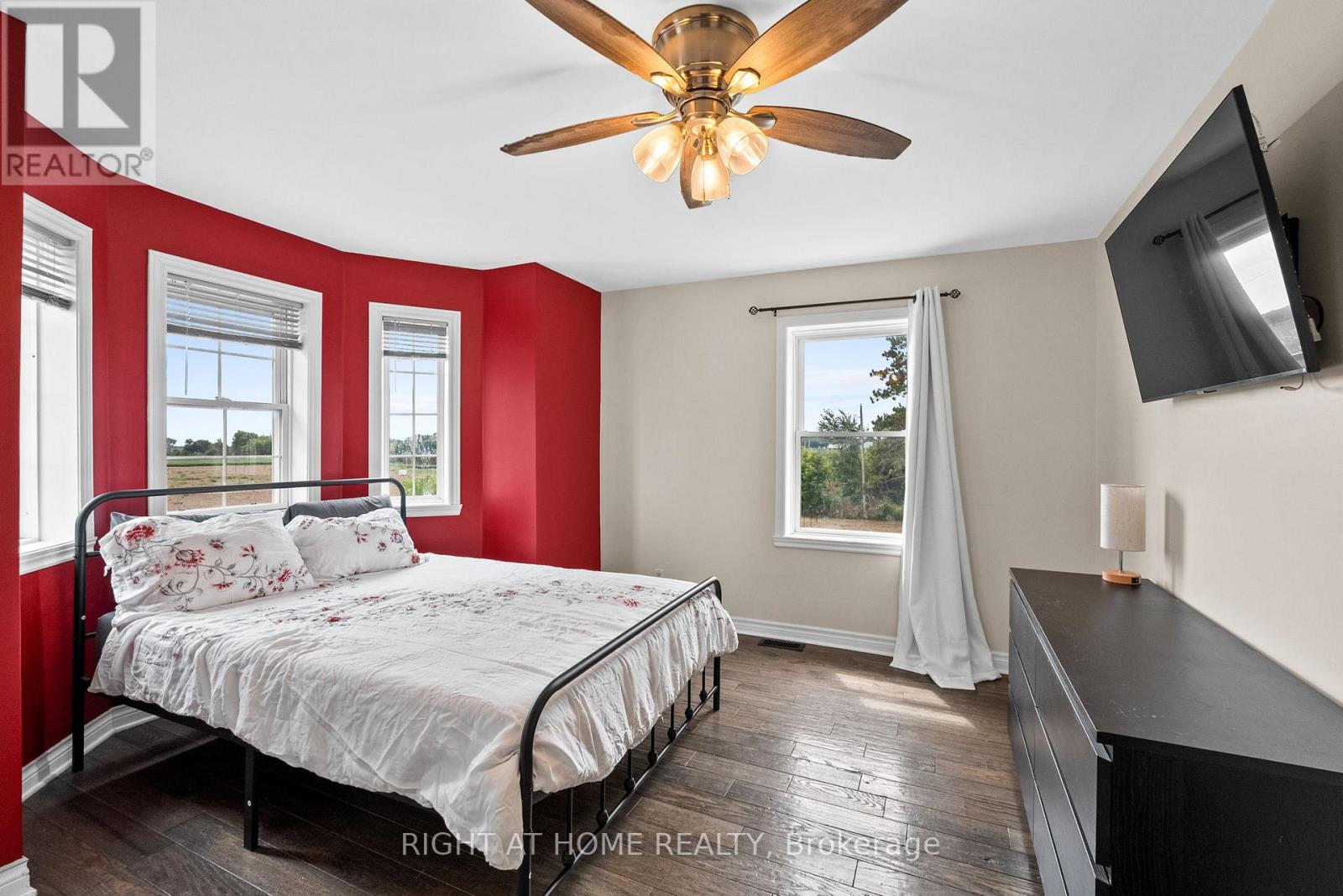 15365 Ashburn Road, North Stormont, Ontario  K0C 1G0 - Photo 20 - X12346105