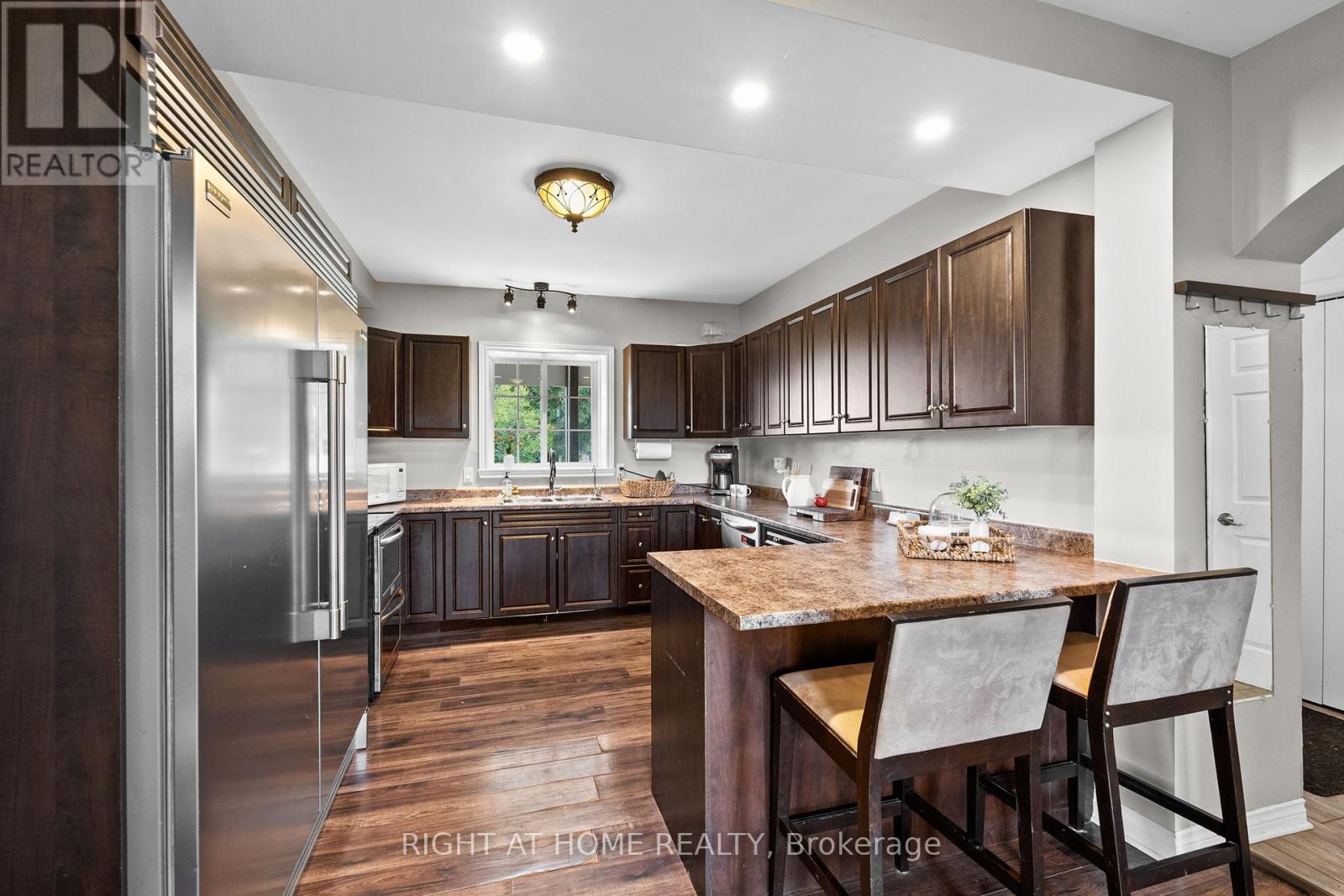 15365 Ashburn Road, North Stormont, Ontario  K0C 1G0 - Photo 6 - X12346105