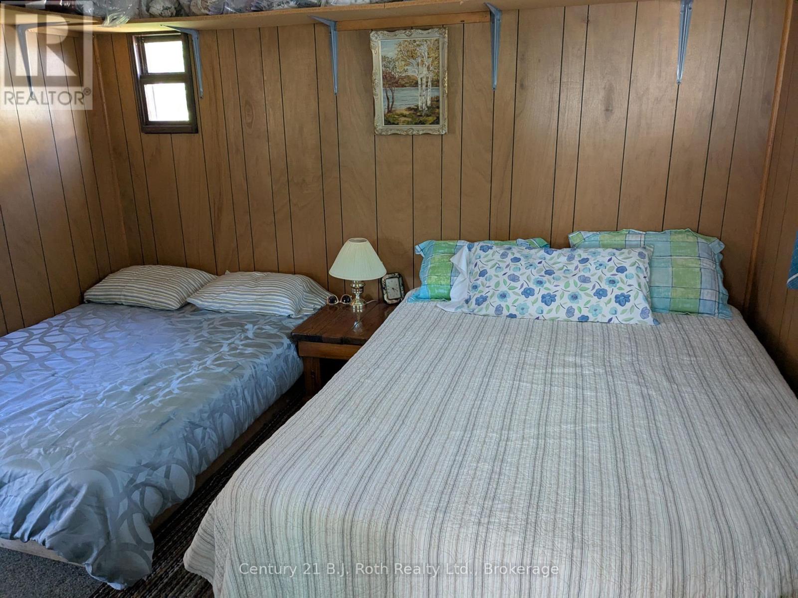 16 Machar Point, South River, Ontario  P0A 1X0 - Photo 32 - X12107091