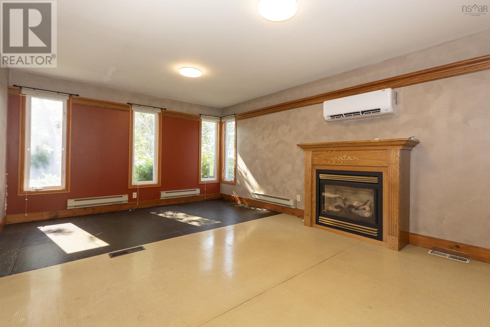 94 Mcfarlane Street, Springhill, Nova Scotia  B0M 1X0 - Photo 16 - 202520498