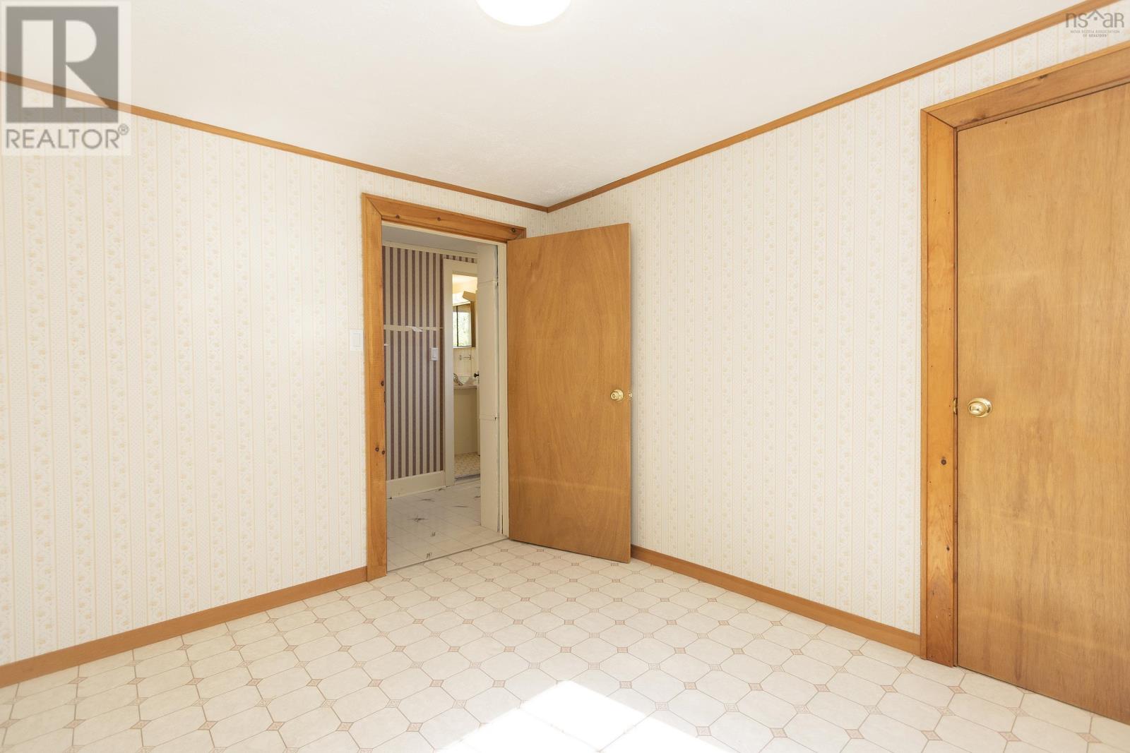 94 Mcfarlane Street, Springhill, Nova Scotia  B0M 1X0 - Photo 27 - 202520498