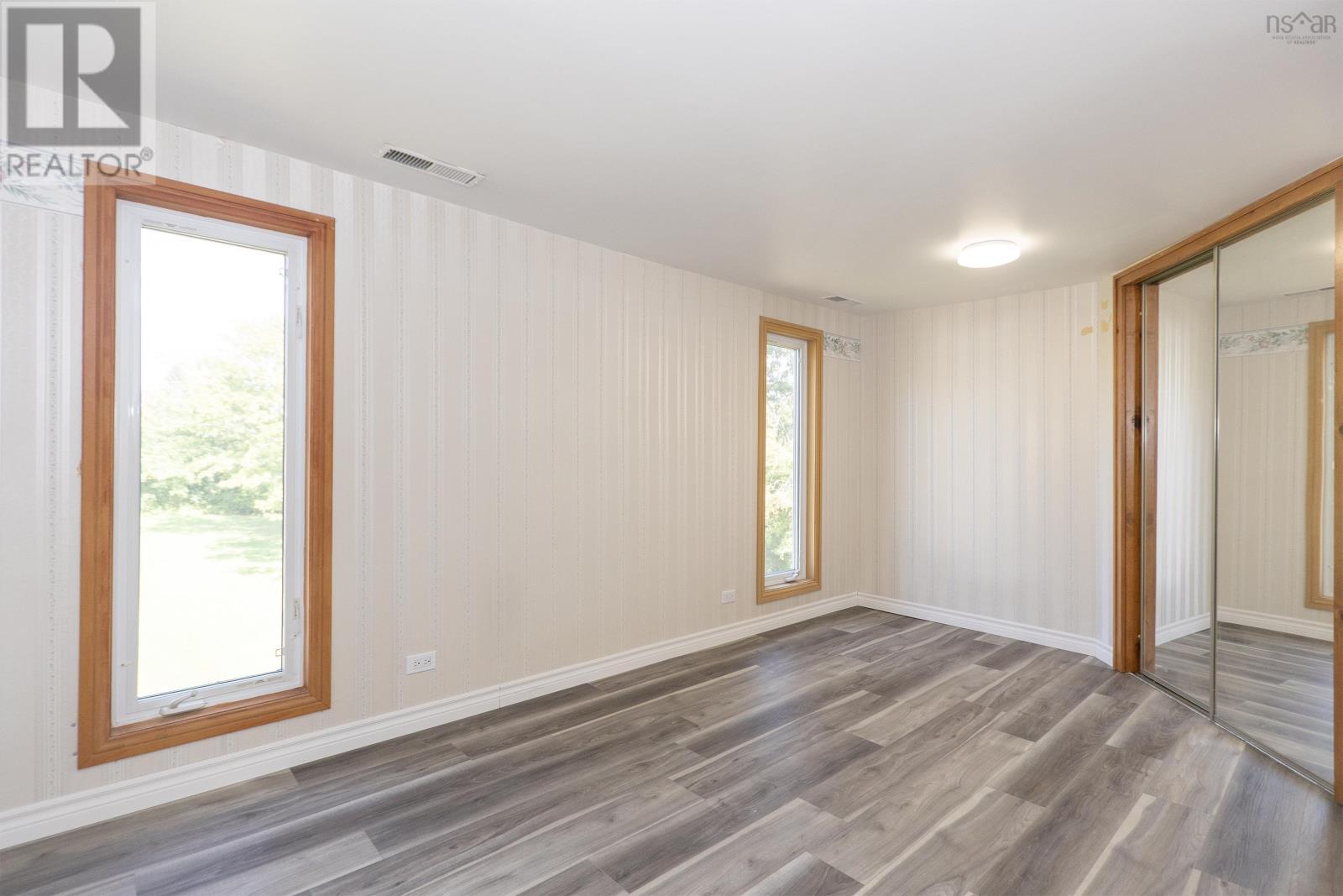 94 Mcfarlane Street, Springhill, Nova Scotia  B0M 1X0 - Photo 30 - 202520498