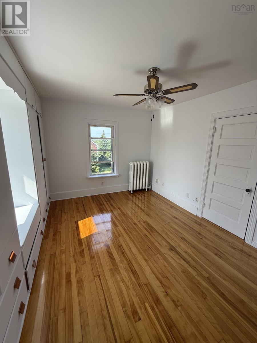 126 Broadway Street, Whitney Pier, Nova Scotia  B1N 2Y8 - Photo 16 - 202520663