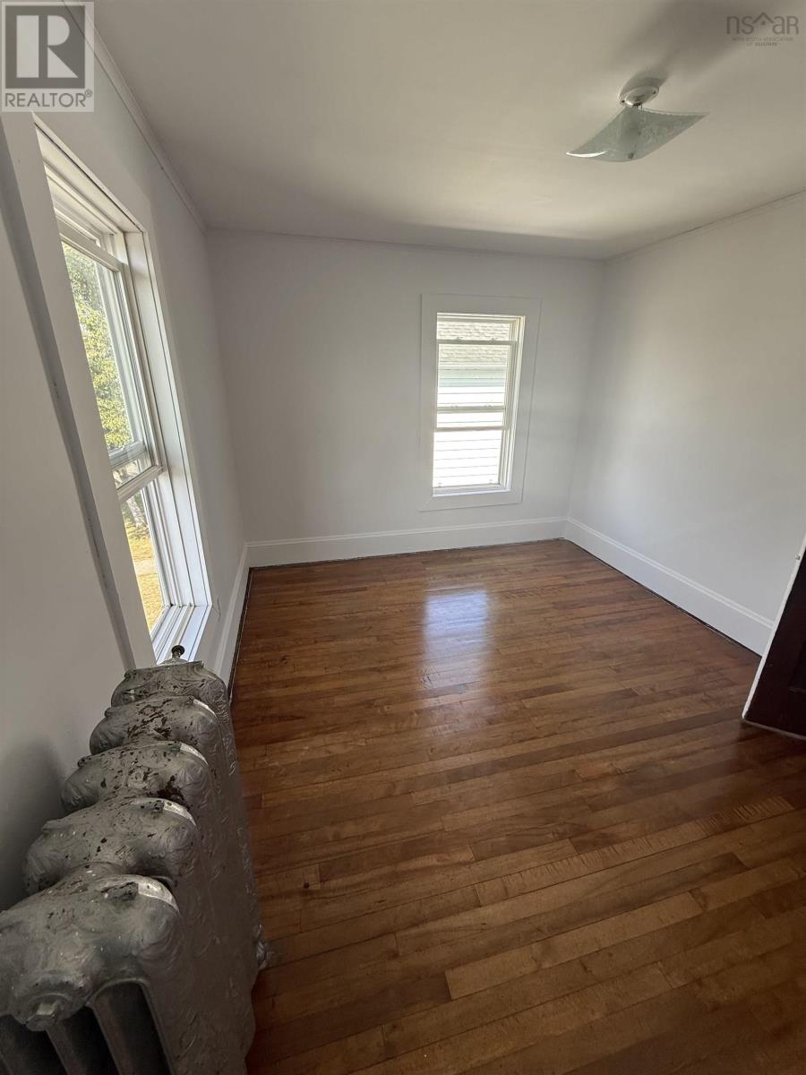 126 Broadway Street, Whitney Pier, Nova Scotia  B1N 2Y8 - Photo 18 - 202520663