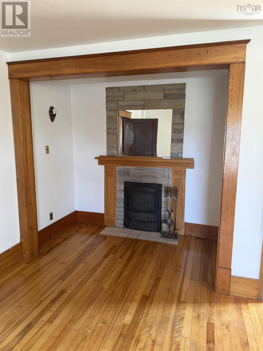 126 Broadway Street, Whitney Pier, Nova Scotia  B1N 2Y8 - Photo 13 - 202520663