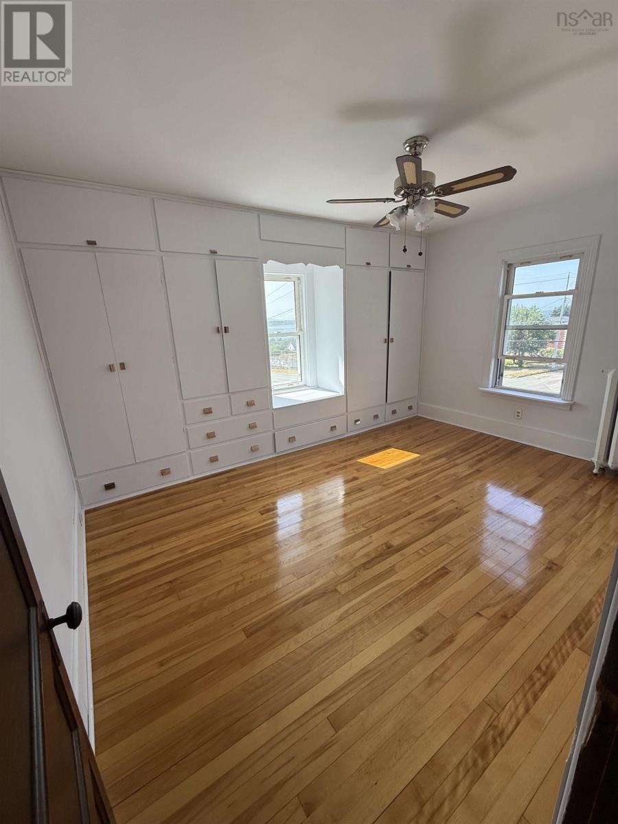 126 Broadway Street, Whitney Pier, Nova Scotia  B1N 2Y8 - Photo 15 - 202520663