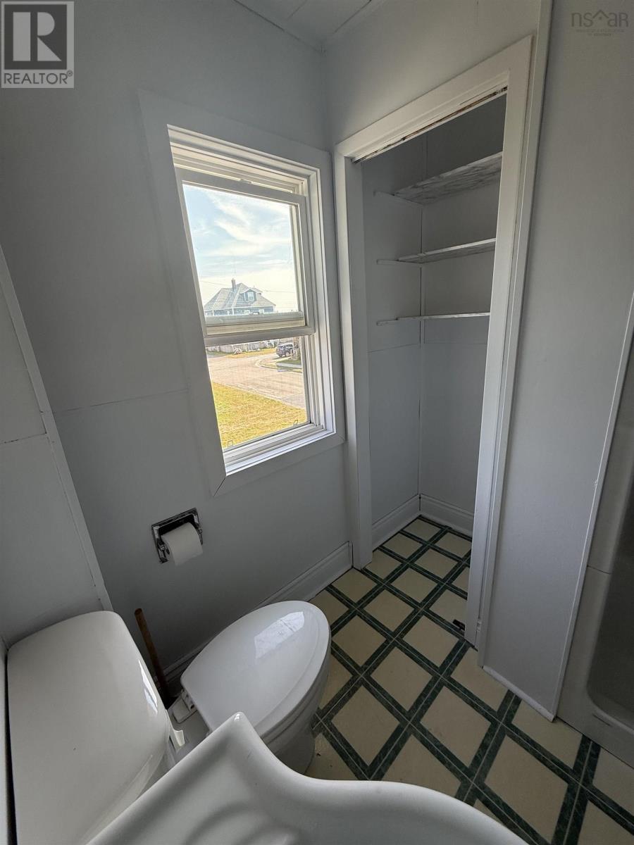 126 Broadway Street, Whitney Pier, Nova Scotia  B1N 2Y8 - Photo 22 - 202520663