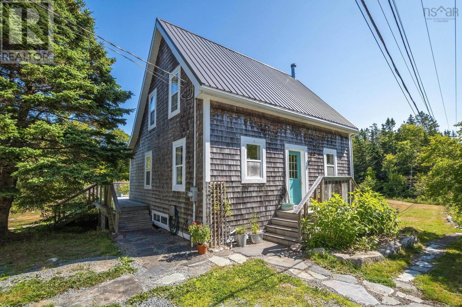 67 Pauls Point Road, Hackett's Cove, Nova Scotia  B3Z 3K6 - Photo 1 - 202520677