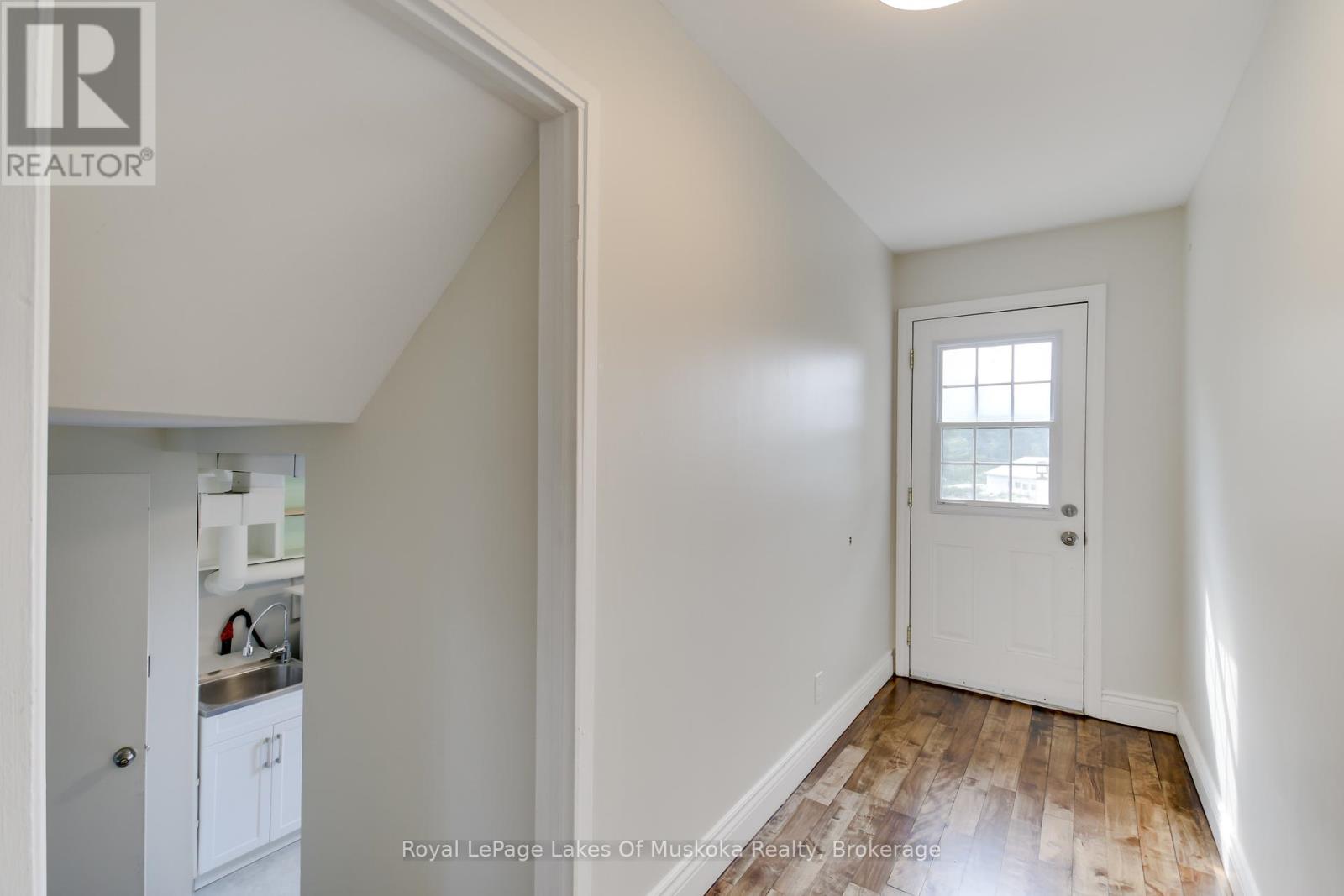 30 Taylor Road, Bracebridge, Ontario  P1L 1J6 - Photo 19 - X12346062