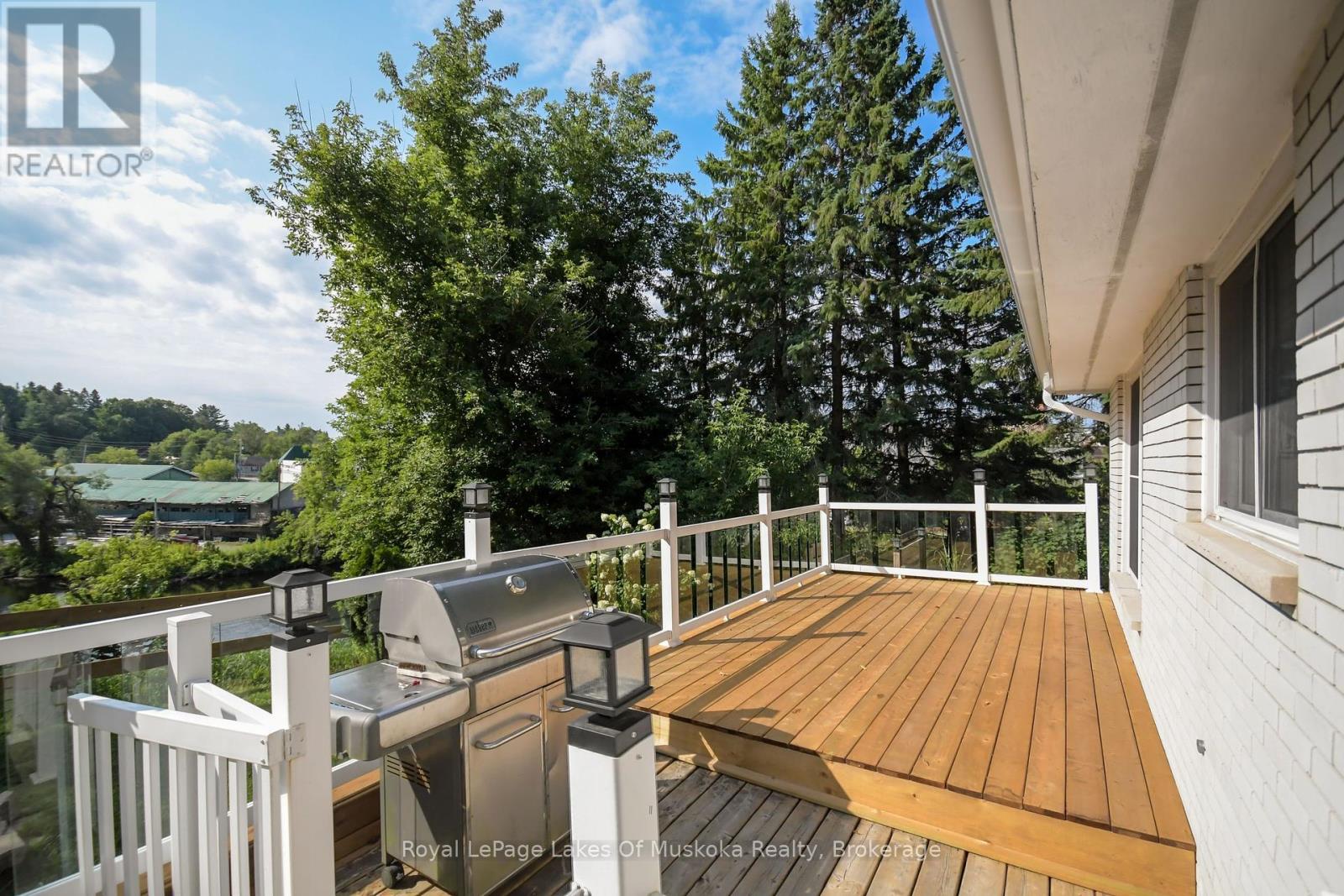 30 Taylor Road, Bracebridge, Ontario  P1L 1J6 - Photo 30 - X12346062