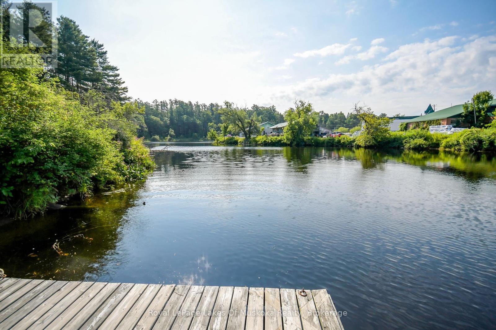 30 Taylor Road, Bracebridge, Ontario  P1L 1J6 - Photo 44 - X12346062