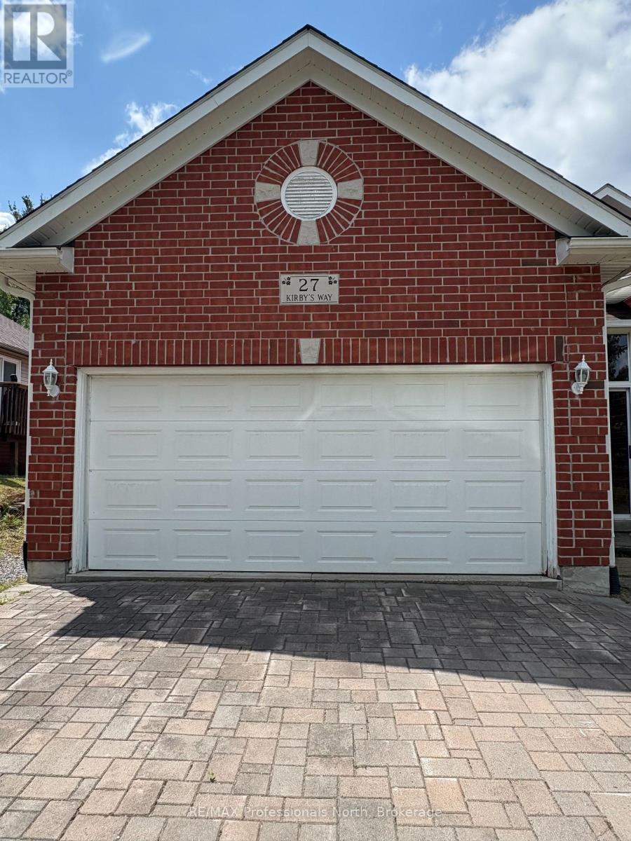 27 Kirbys Way, Huntsville, Ontario  P1H 2M6 - Photo 48 - X12346084