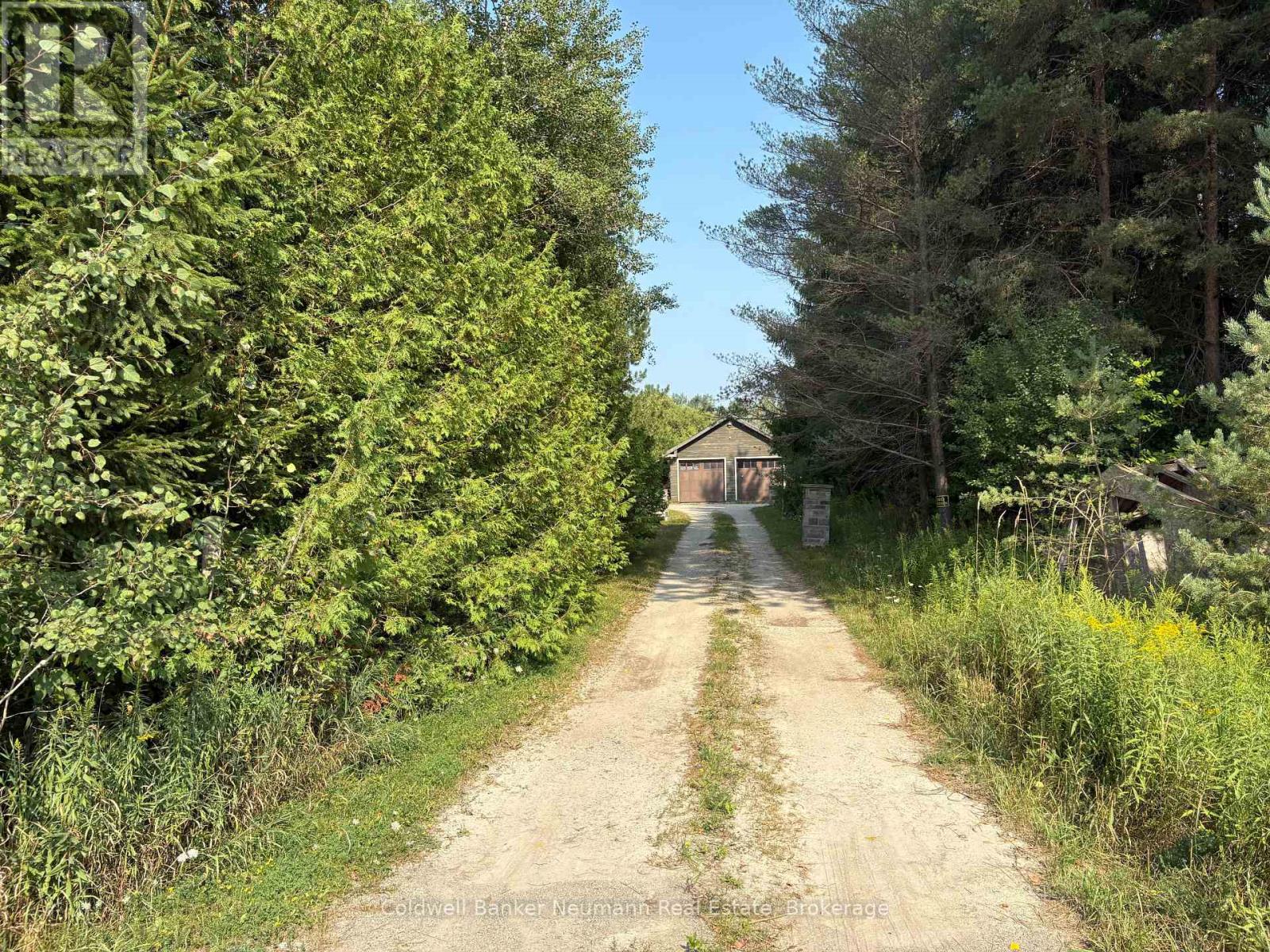 8496 Eramosa Garafraxa Tl Townline, Centre Wellington, Ontario  N1M 2W5 - Photo 15 - X12346091