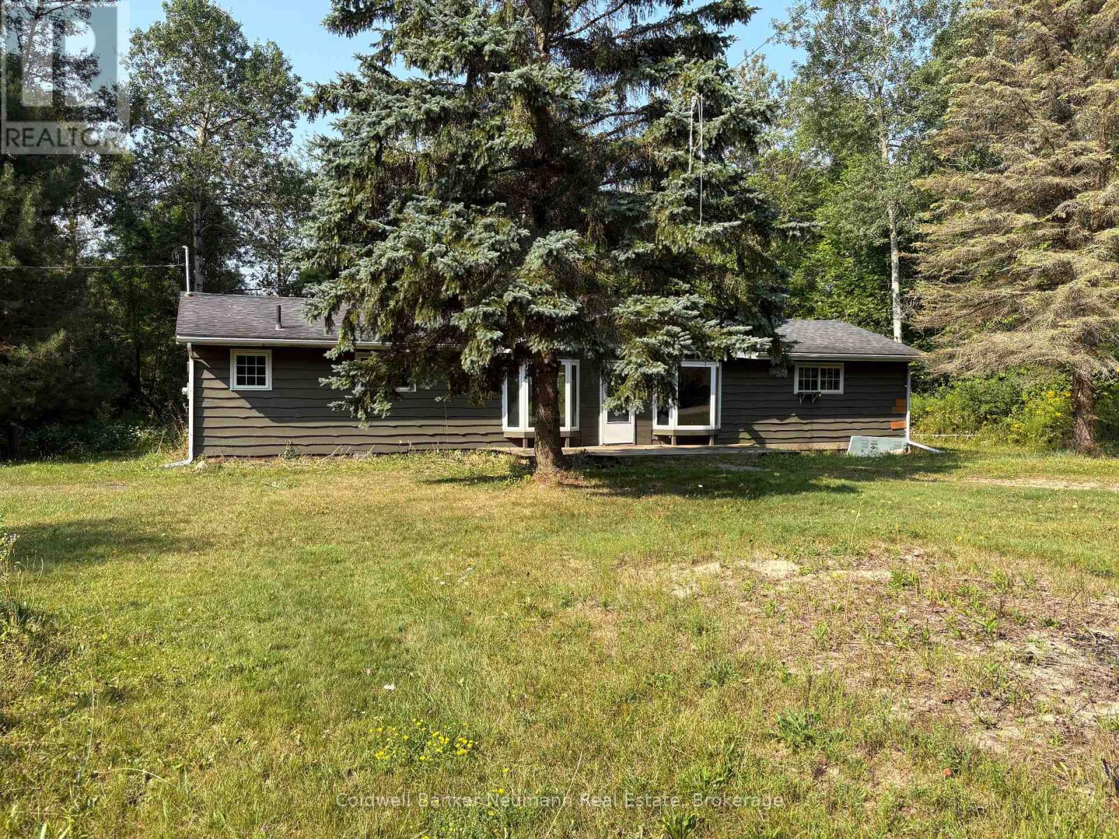 8496 Eramosa Garafraxa Tl Townline, Centre Wellington, Ontario  N1M 2W5 - Photo 17 - X12346091