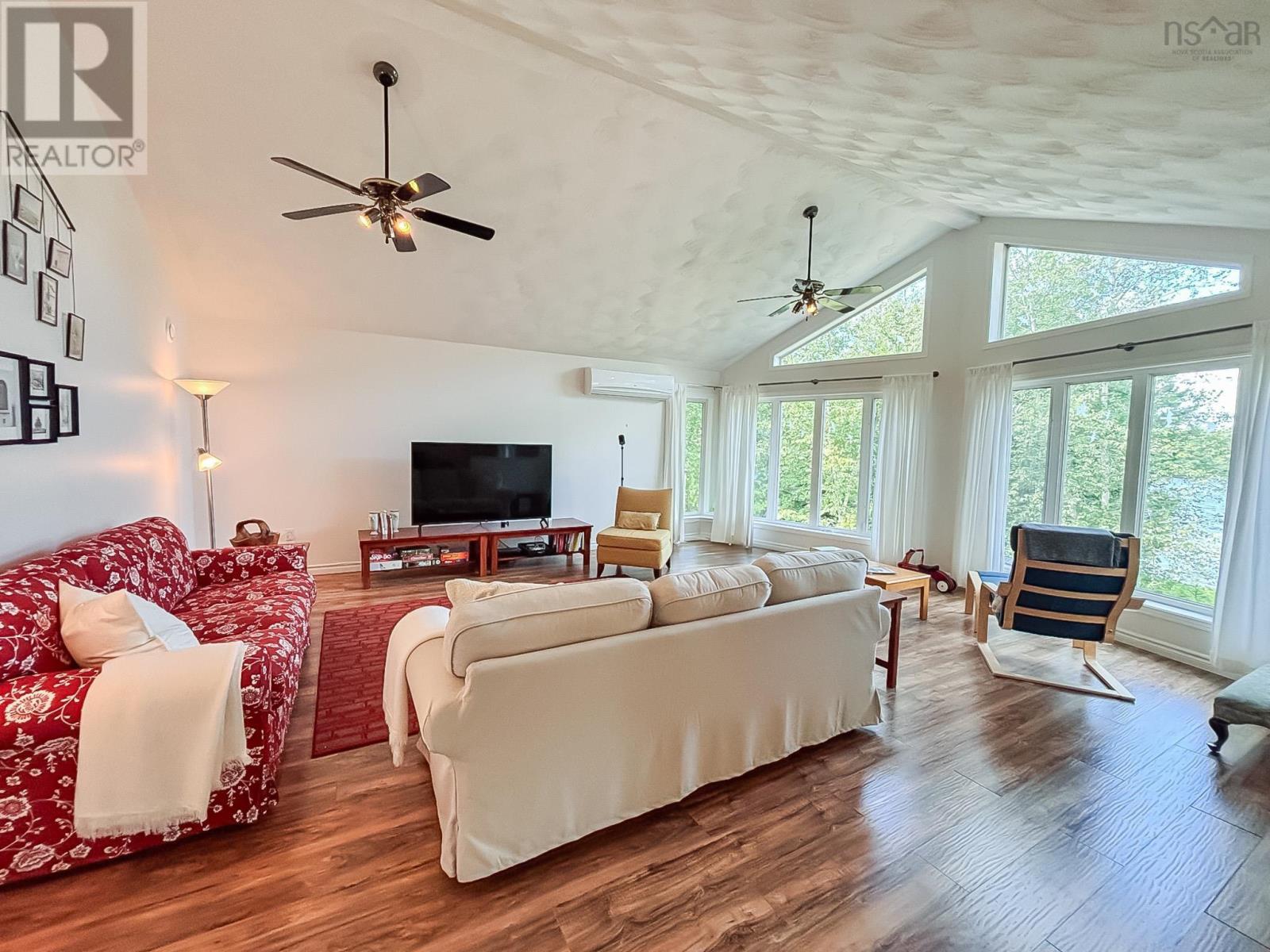 52 Jefferson Road, Laconia, Nova Scotia  B4V 5W5 - Photo 10 - 202518888