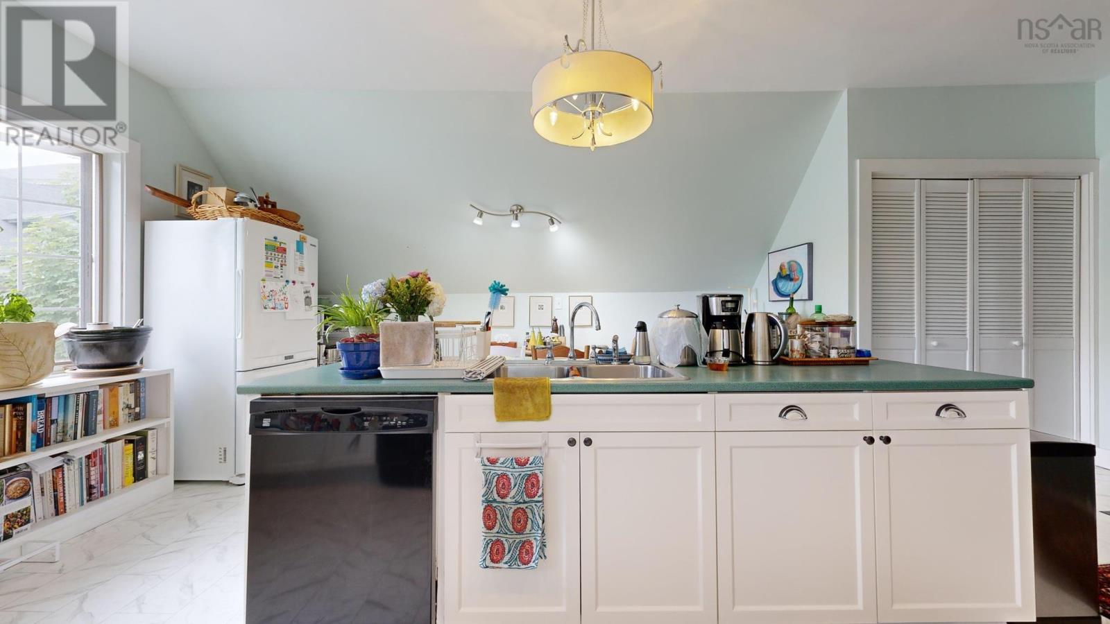 16 John Street, Shelburne, Nova Scotia  B0T 1W0 - Photo 17 - 202420134