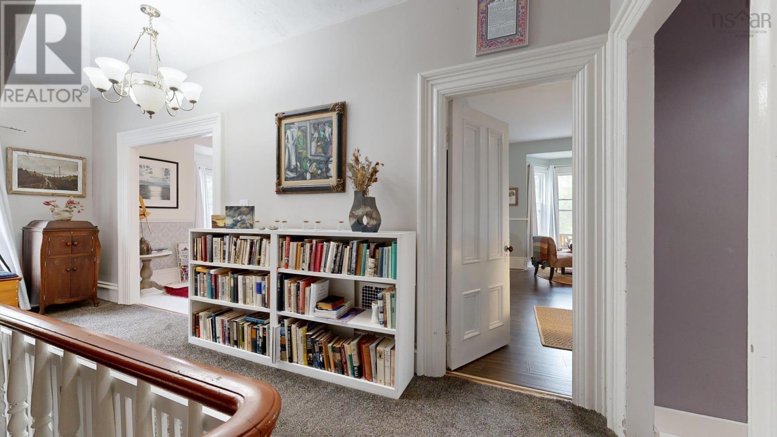 16 John Street, Shelburne, Nova Scotia  B0T 1W0 - Photo 6 - 202420134