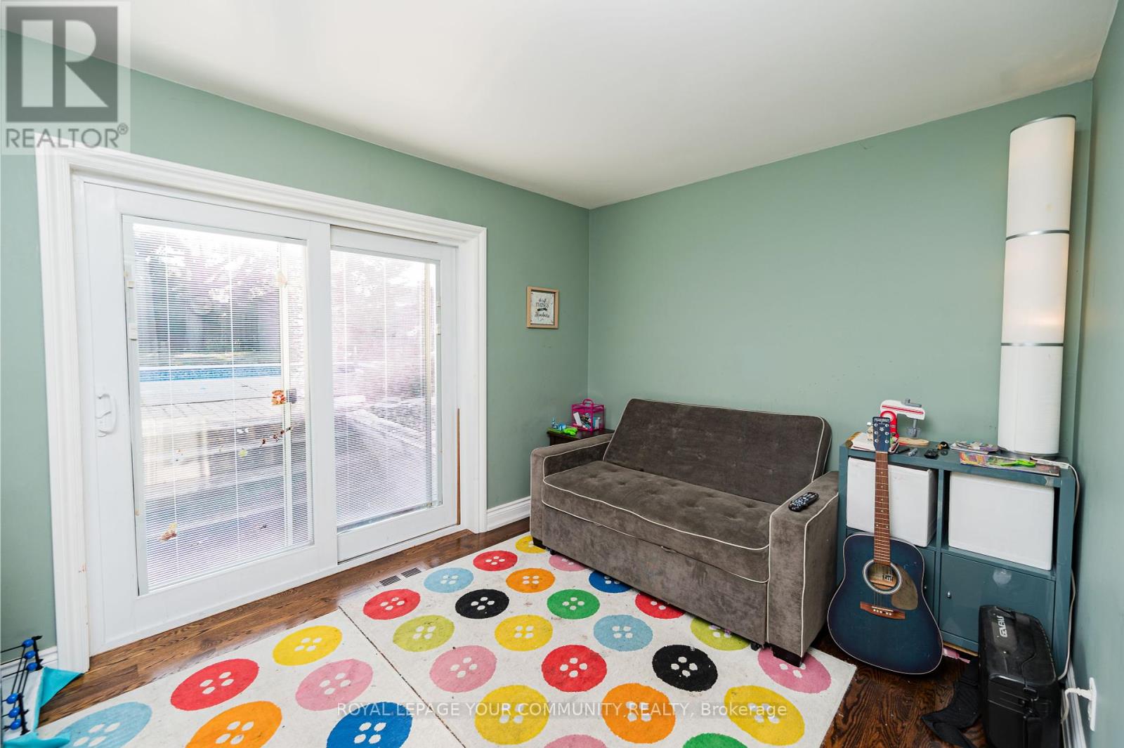 122 Beaver Bend Crescent, Toronto, Ontario  M9B 5S1 - Photo 18 - W12329483