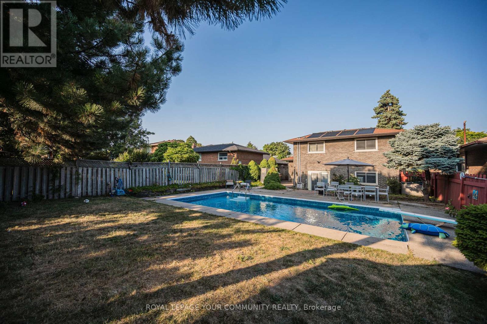 122 Beaver Bend Crescent, Toronto, Ontario  M9B 5S1 - Photo 34 - W12329483