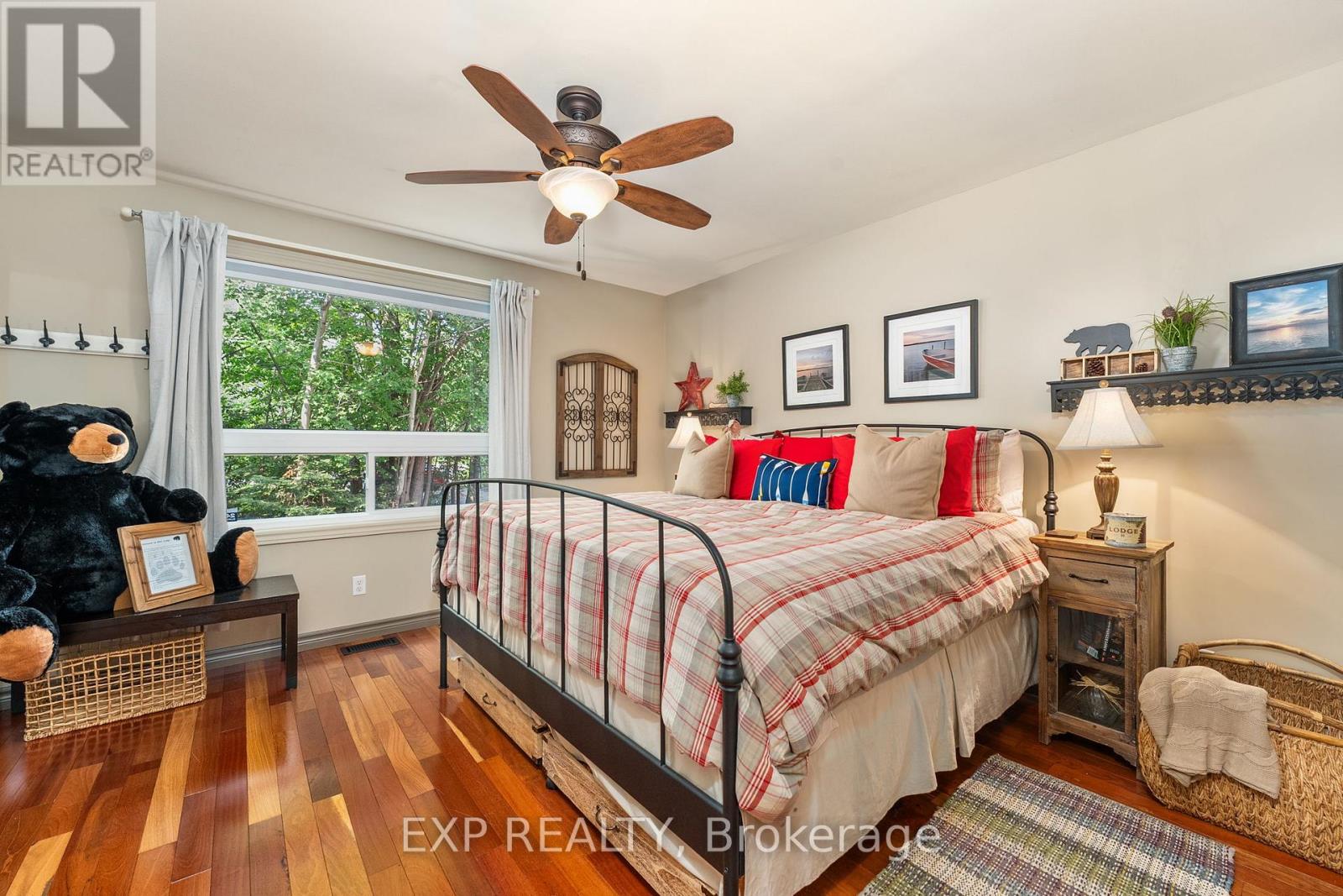 548 Bear Road, Georgina Islands, Ontario  L0E 1R0 - Photo 22 - N12346058