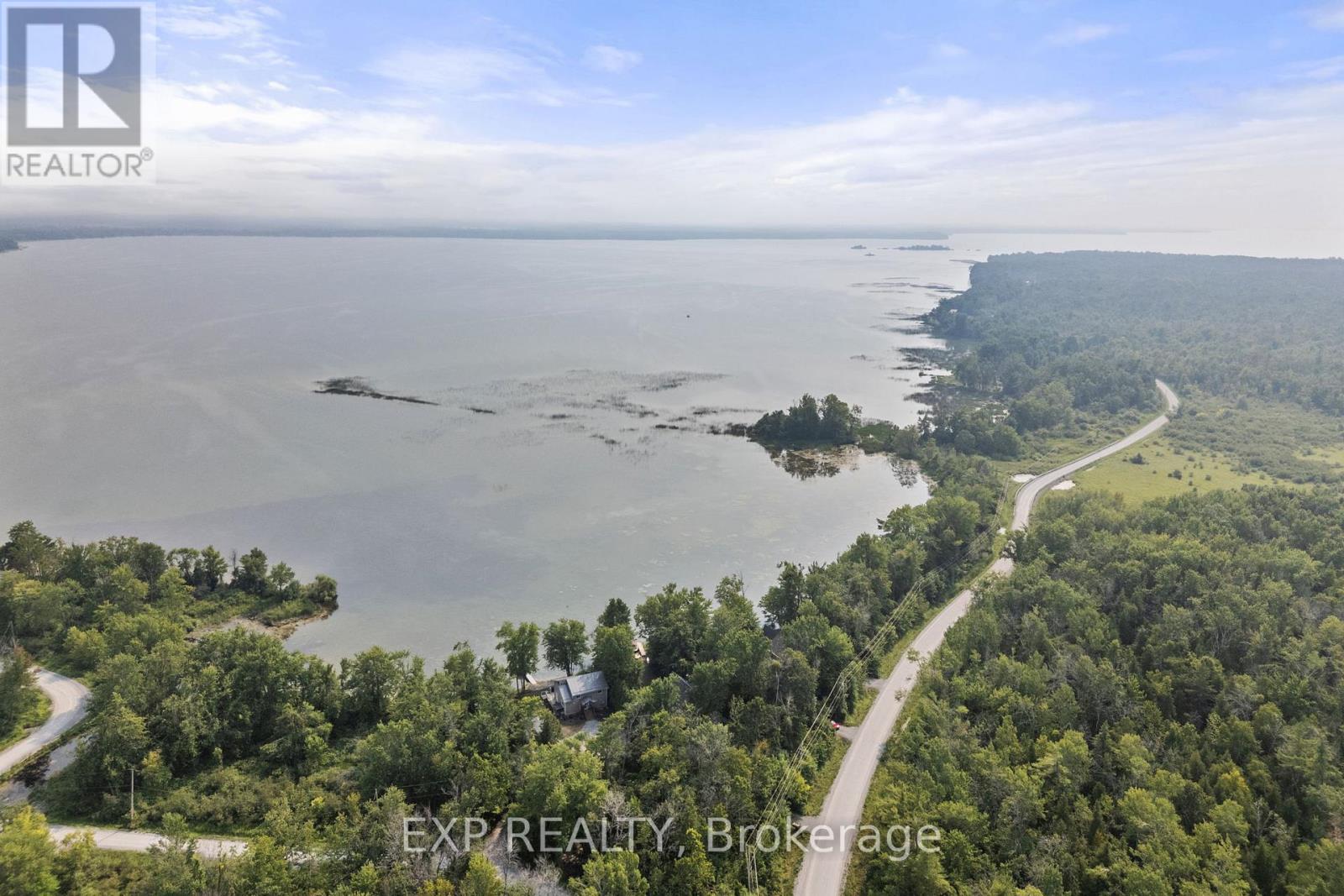 548 Bear Road, Georgina Islands, Ontario  L0E 1R0 - Photo 4 - N12346058