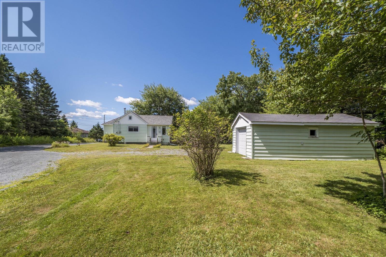 40 Kilgar Road, Shearwater, Nova Scotia  B3G 1M6 - Photo 3 - 202518556