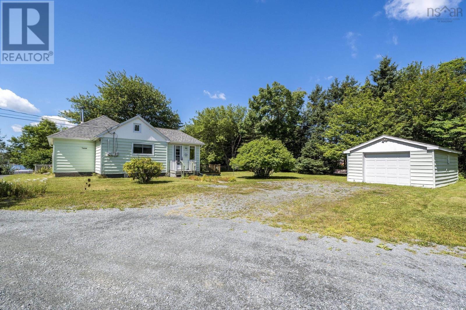 40 Kilgar Road, Shearwater, Nova Scotia  B3G 1M6 - Photo 1 - 202518556