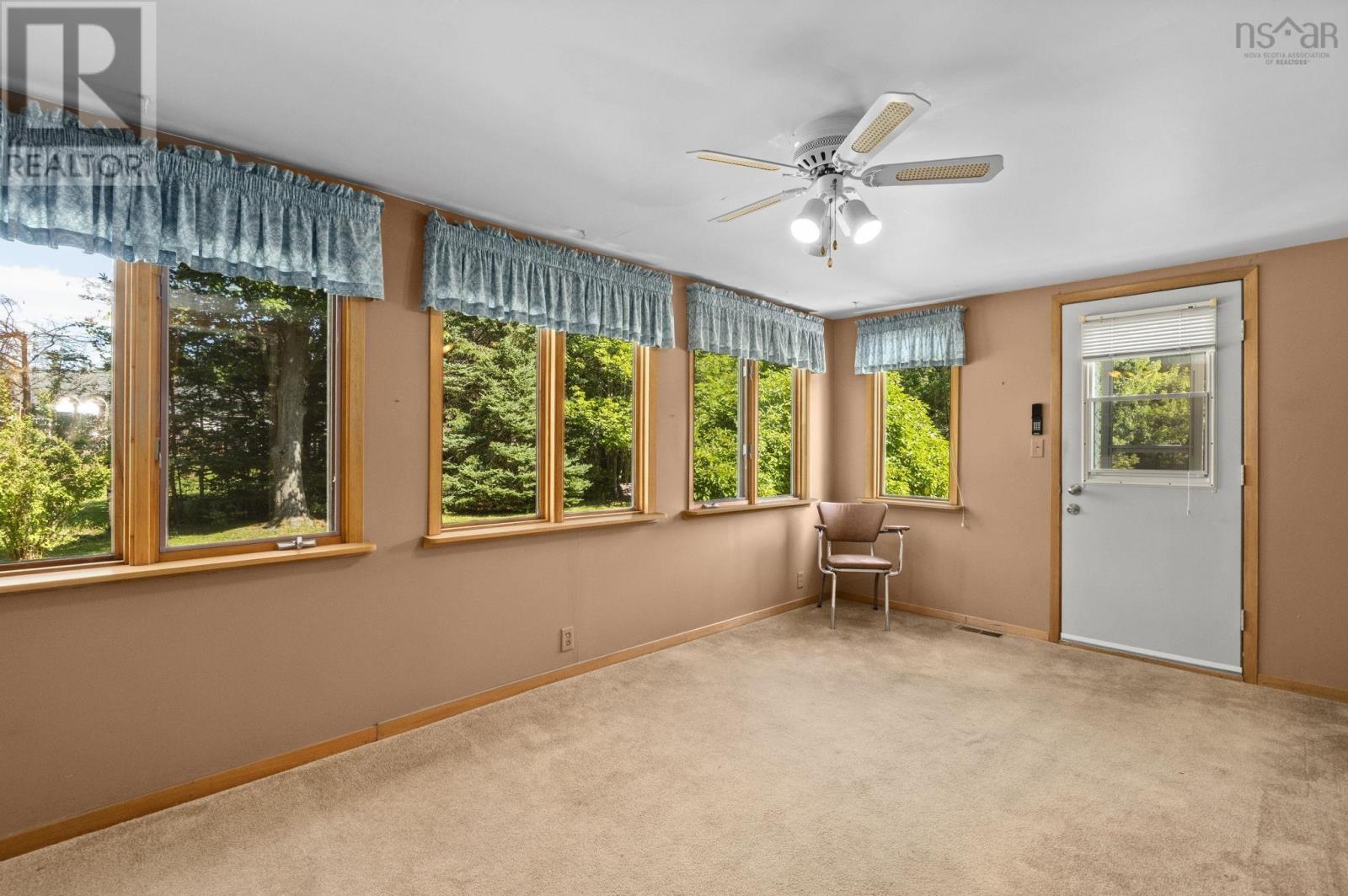 40 Kilgar Road, Shearwater, Nova Scotia  B3G 1M6 - Photo 6 - 202518556