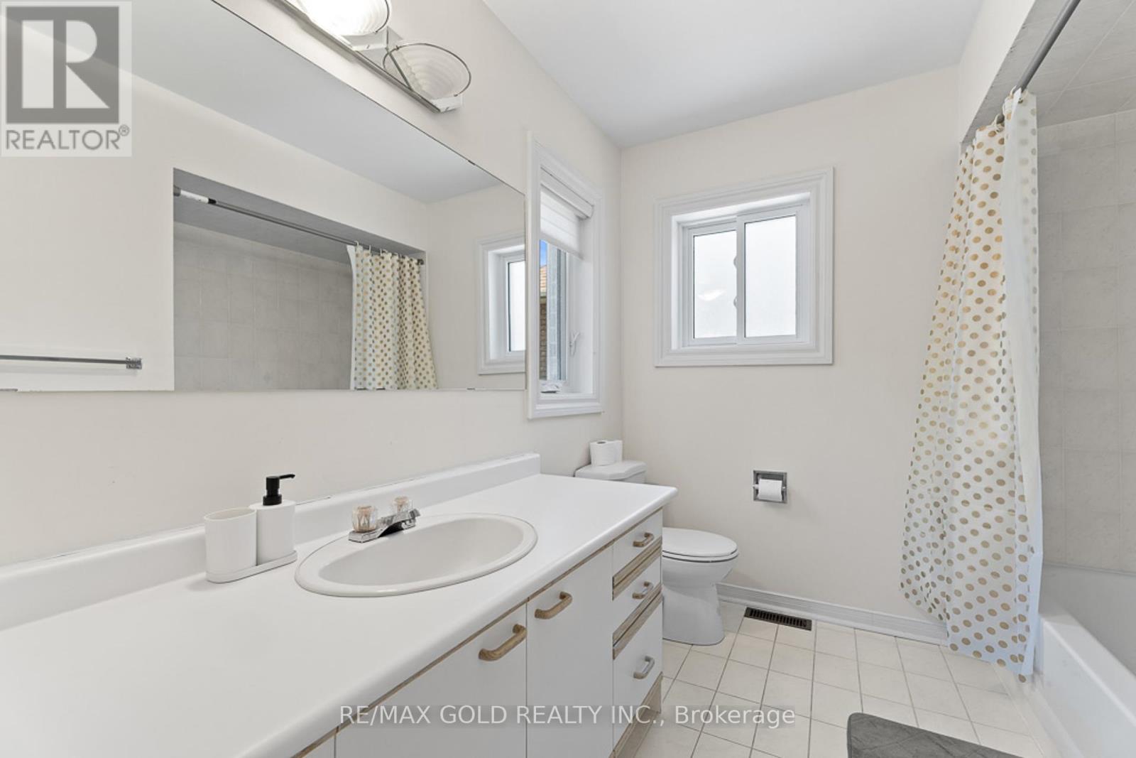 20 Mountainberry Road, Brampton, Ontario  L6R 1J2 - Photo 27 - W12346056
