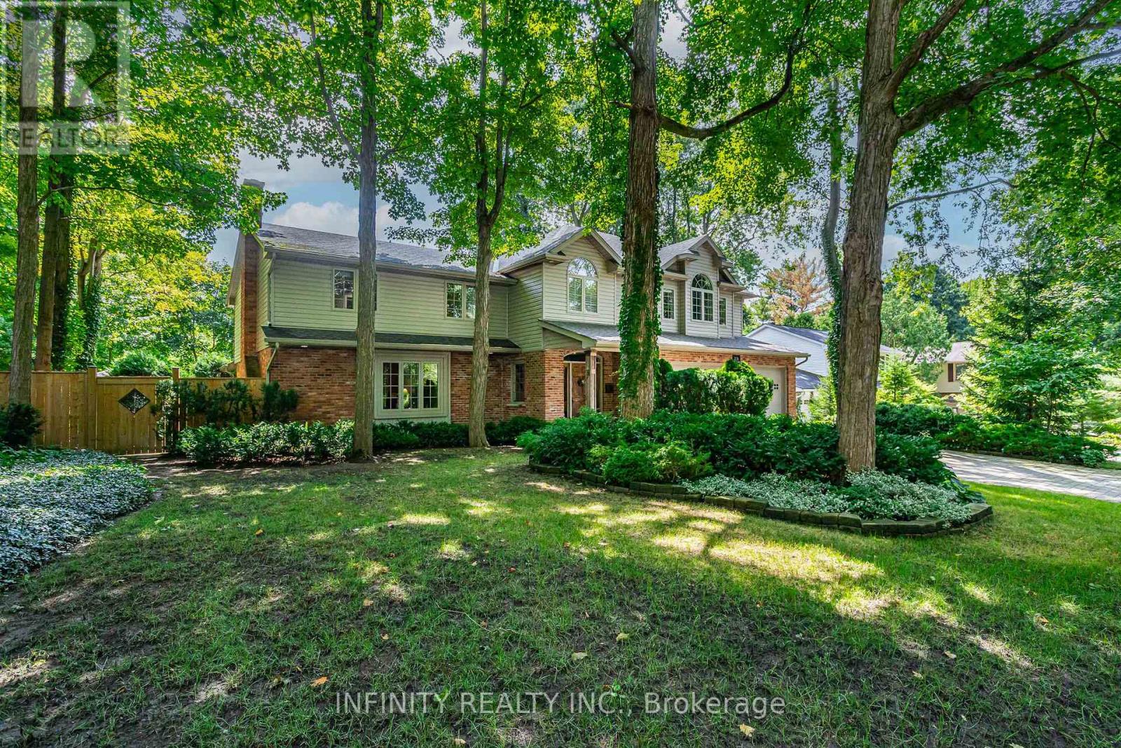 Property at 251 HUNT CLUB DRIVE image 4