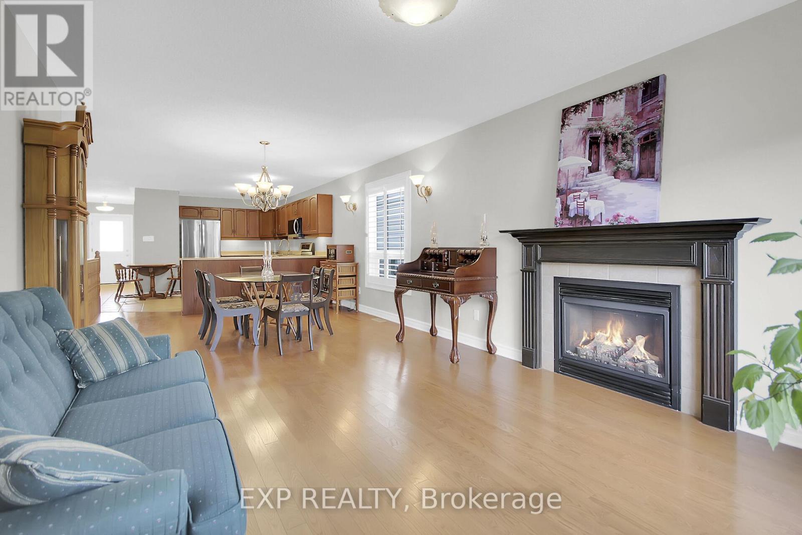 141 Sadler Drive, Mississippi Mills, Ontario  K0A 1A0 - Photo 11 - X12346109