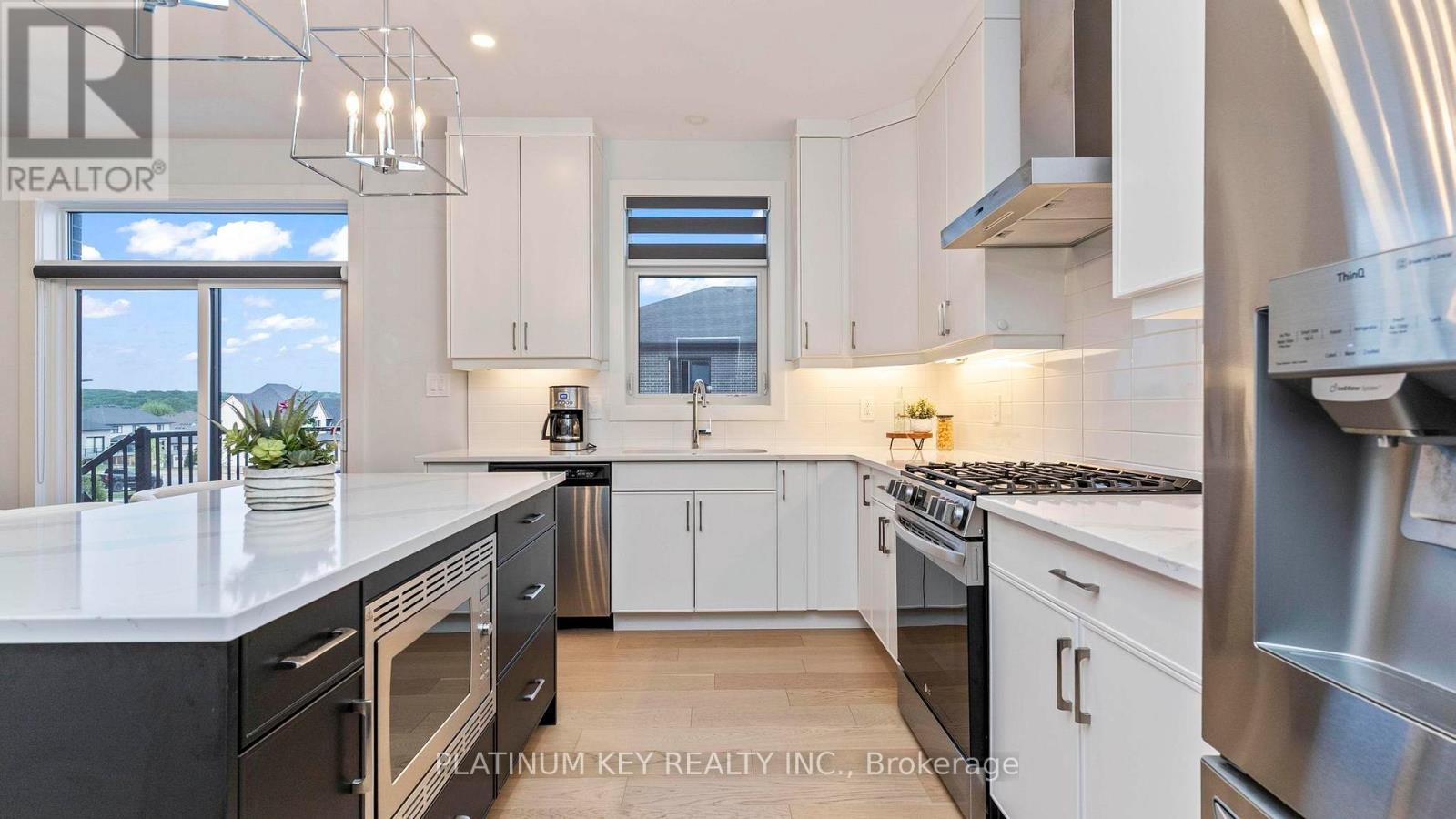 83 Daventry Way, Middlesex Centre, Ontario  N0L 1R0 - Photo 10 - X12228961