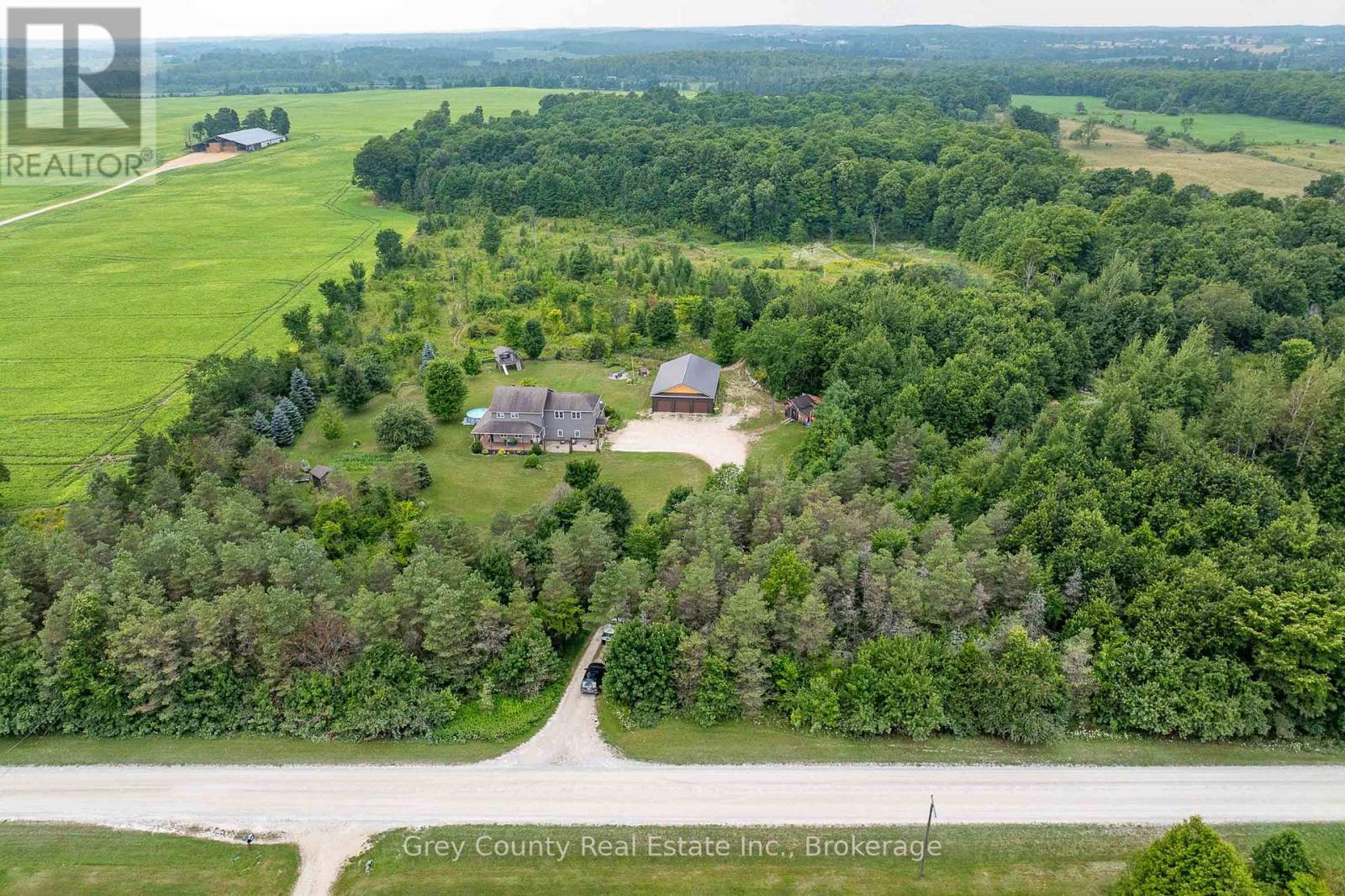135260 9th Line, Grey Highlands, Ontario  N0C 1H0 - Photo 6 - X12346111
