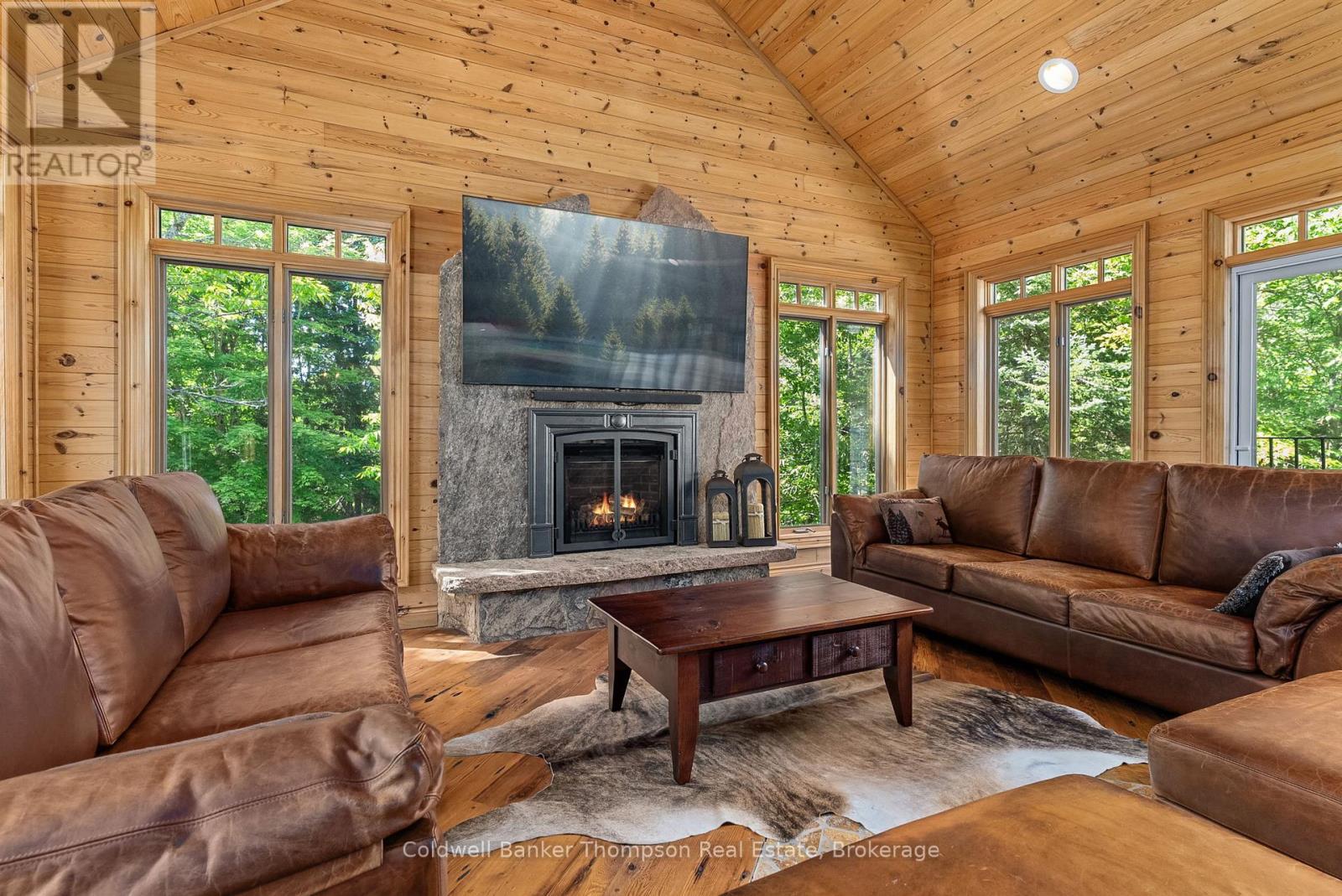 2202 60 Highway, Lake Of Bays, Ontario  P1H 2J6 - Photo 22 - X12346118