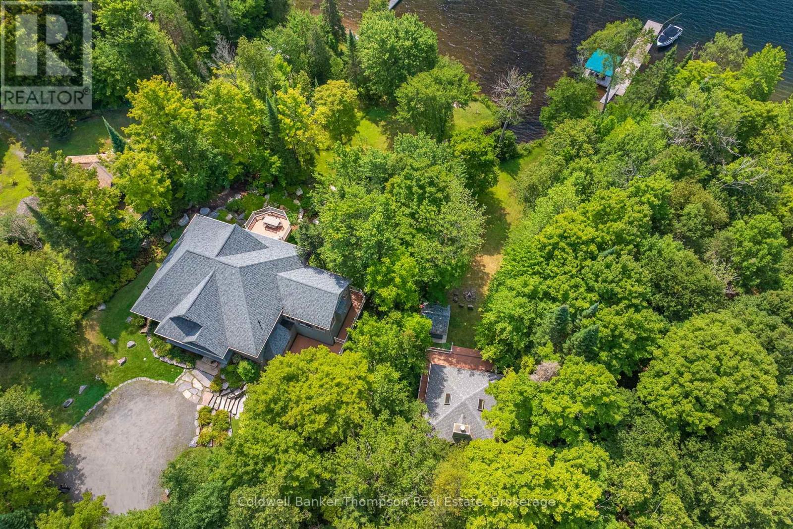 2202 60 Highway, Lake Of Bays, Ontario  P1H 2J6 - Photo 5 - X12346118