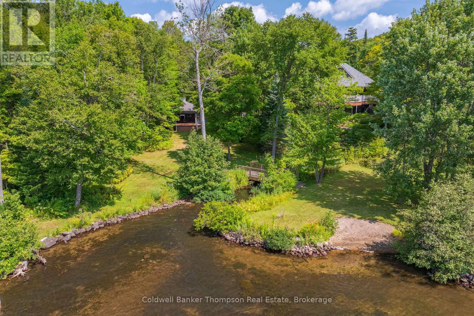 2202 60 Highway, Lake Of Bays, Ontario  P1H 2J6 - Photo 8 - X12346118