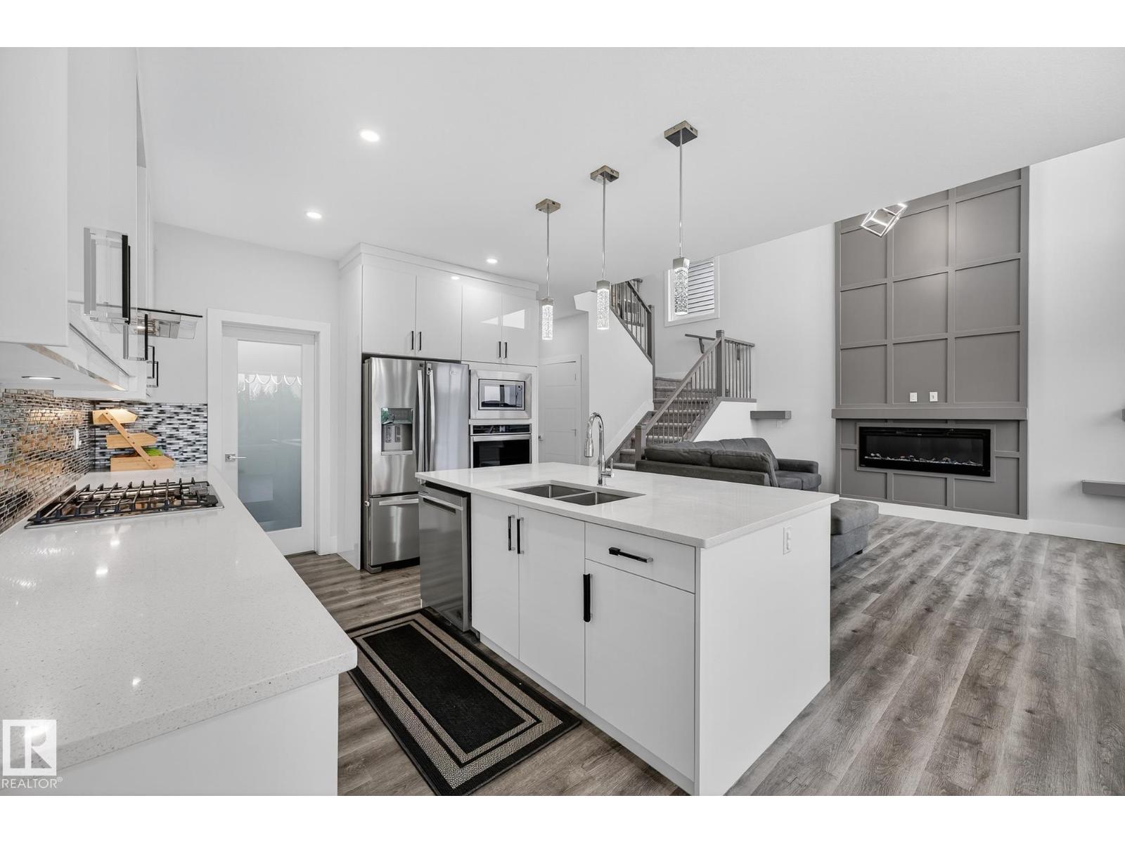 Property at 86 MEADOWLINK CM image 2