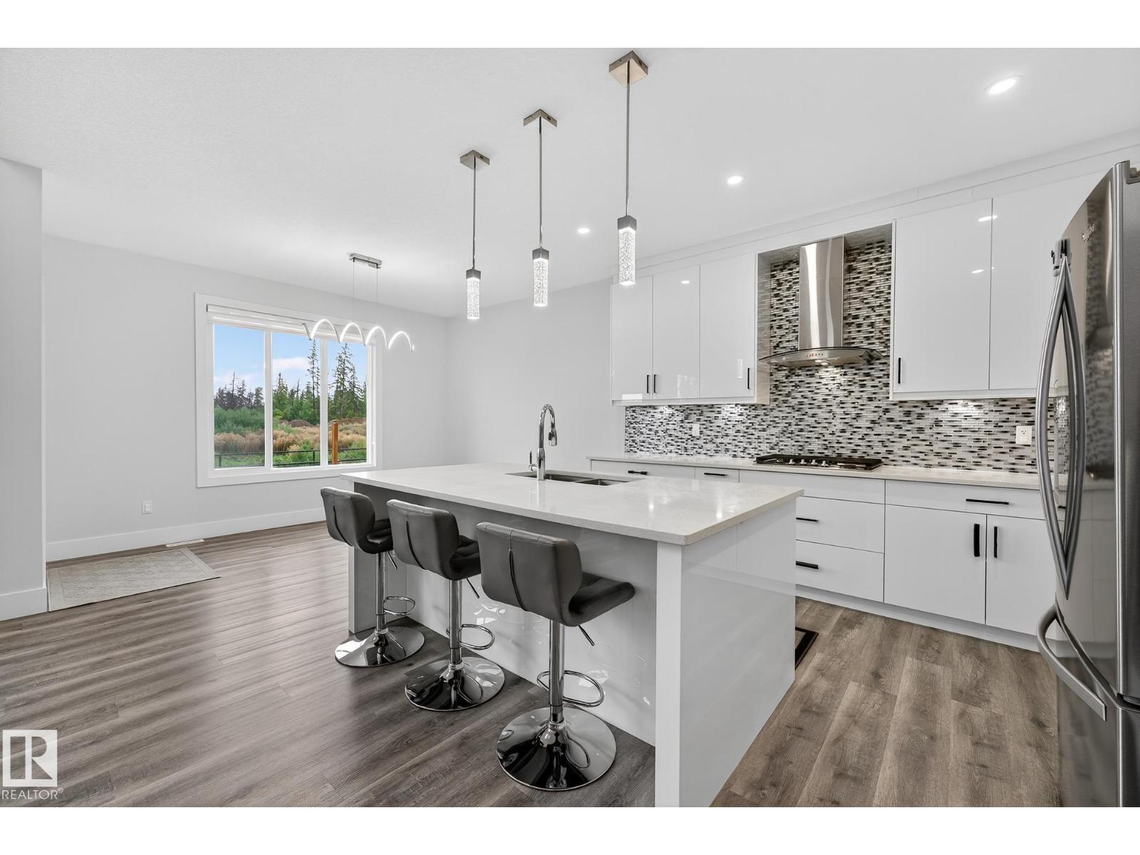 Property at 86 MEADOWLINK CM image 4