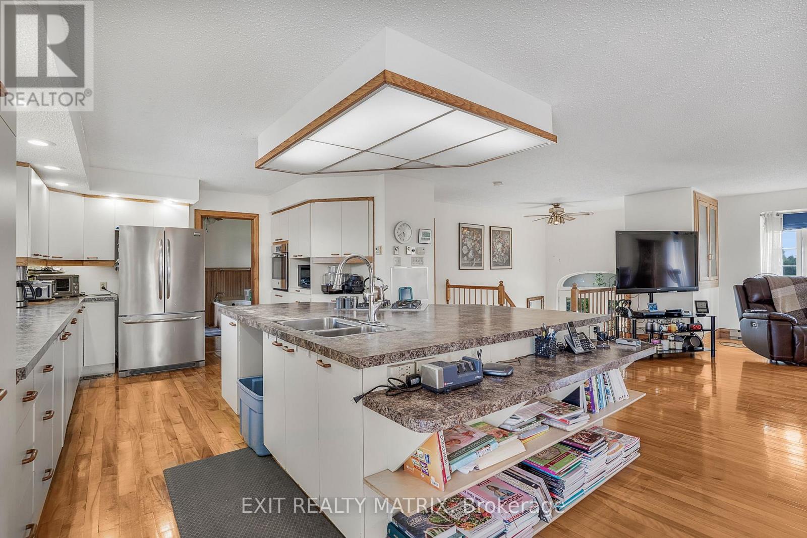 123 Ch Du Domaine Road, Alfred And Plantagenet, Ontario  K0B 1A0 - Photo 15 - X12346130