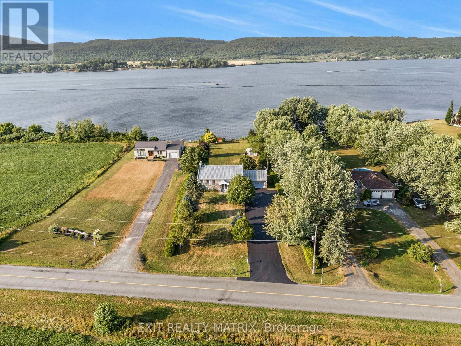 123 Ch Du Domaine Road, Alfred And Plantagenet, Ontario  K0B 1A0 - Photo 2 - X12346130
