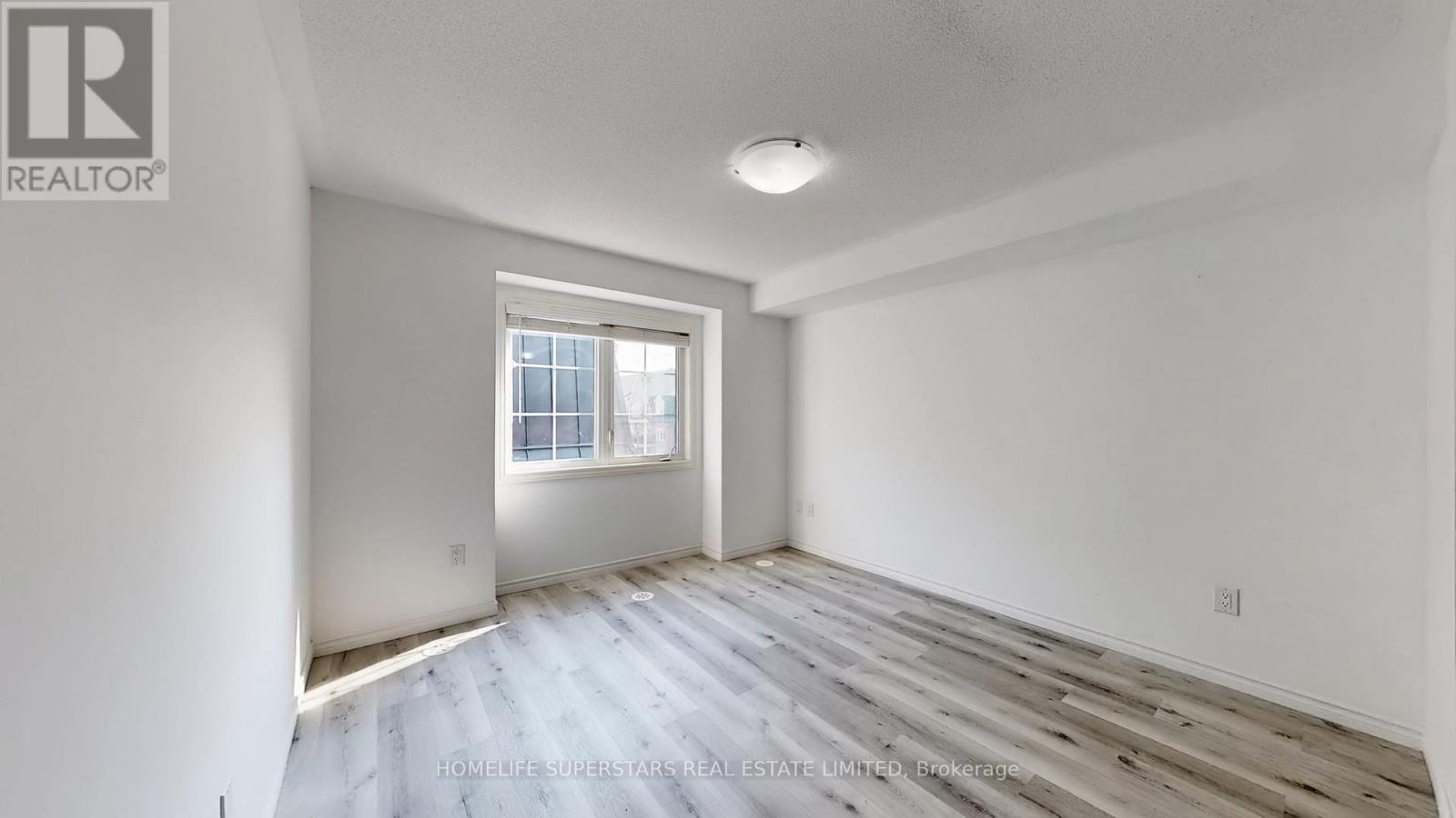 42-02 - 2420 Baronwood Drive, Oakville, Ontario  L6M 0J7 - Photo 17 - W12342249