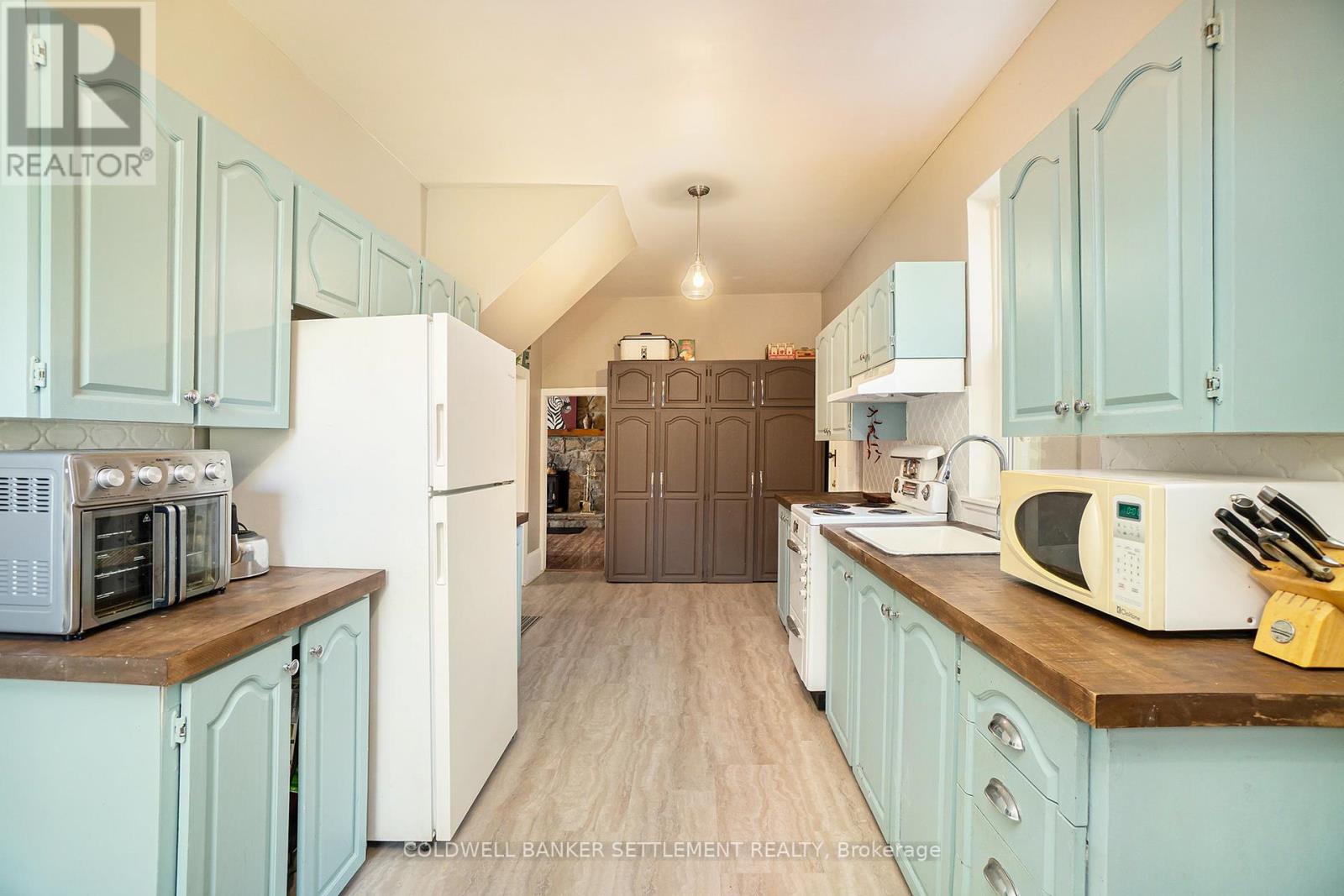 2296 South Lavant Road, Lanark Highlands, Ontario  K0G 1K0 - Photo 7 - X12346018