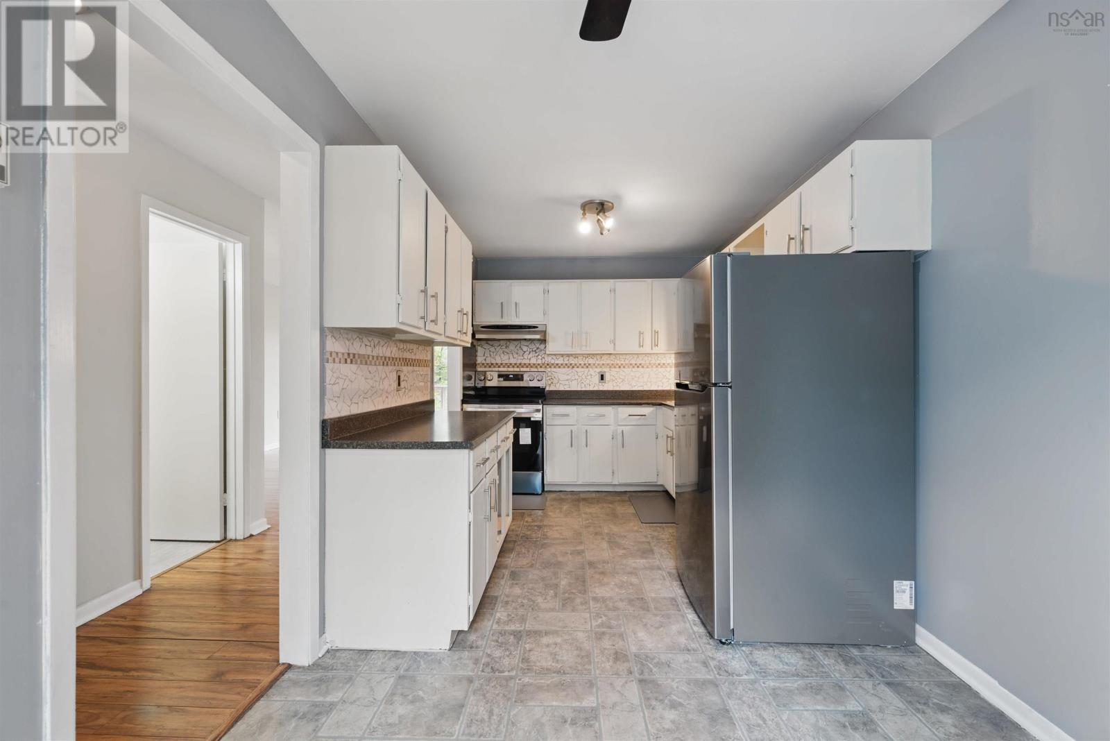 16 Stoneybrook Court, Clayton Park, Nova Scotia  B3M 3L1 - Photo 10 - 202512839