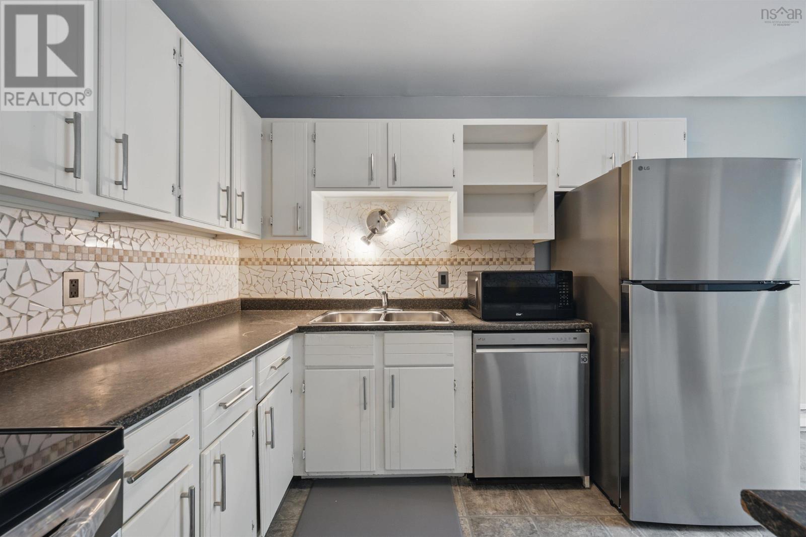 16 Stoneybrook Court, Clayton Park, Nova Scotia  B3M 3L1 - Photo 12 - 202512839