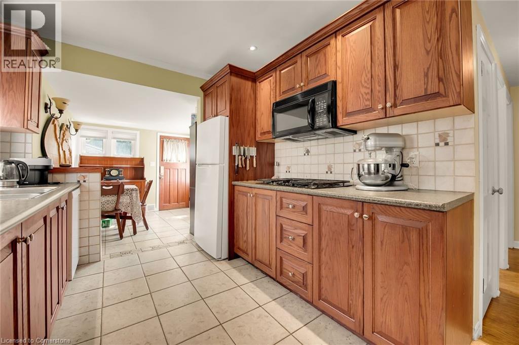 77 Arcade Crescent, Hamilton, Ontario  L9C 3J1 - Photo 14 - 40731234