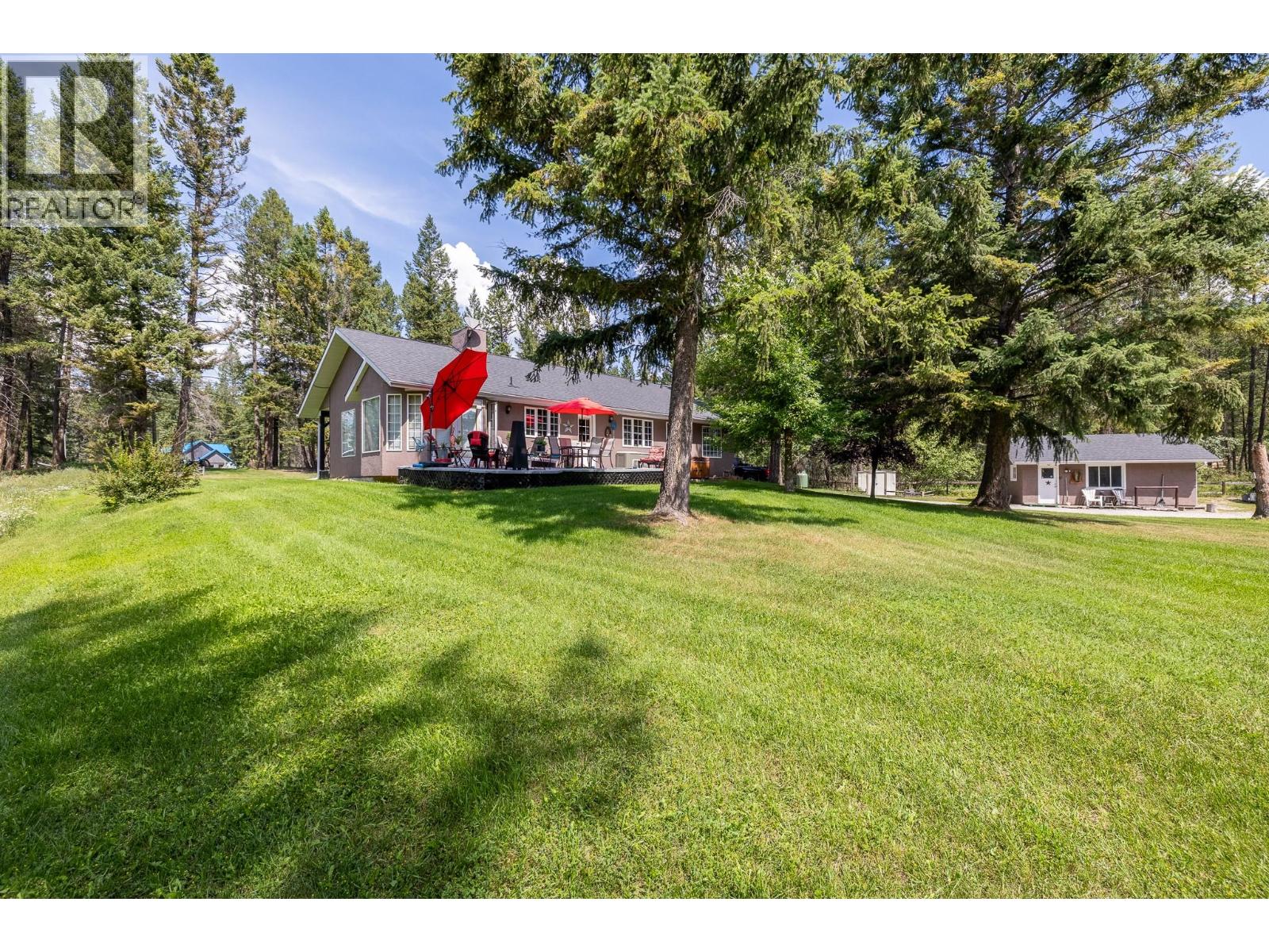 4814 Lake Road, Windermere, British Columbia  V0B 2L2 - Photo 22 - 10358375