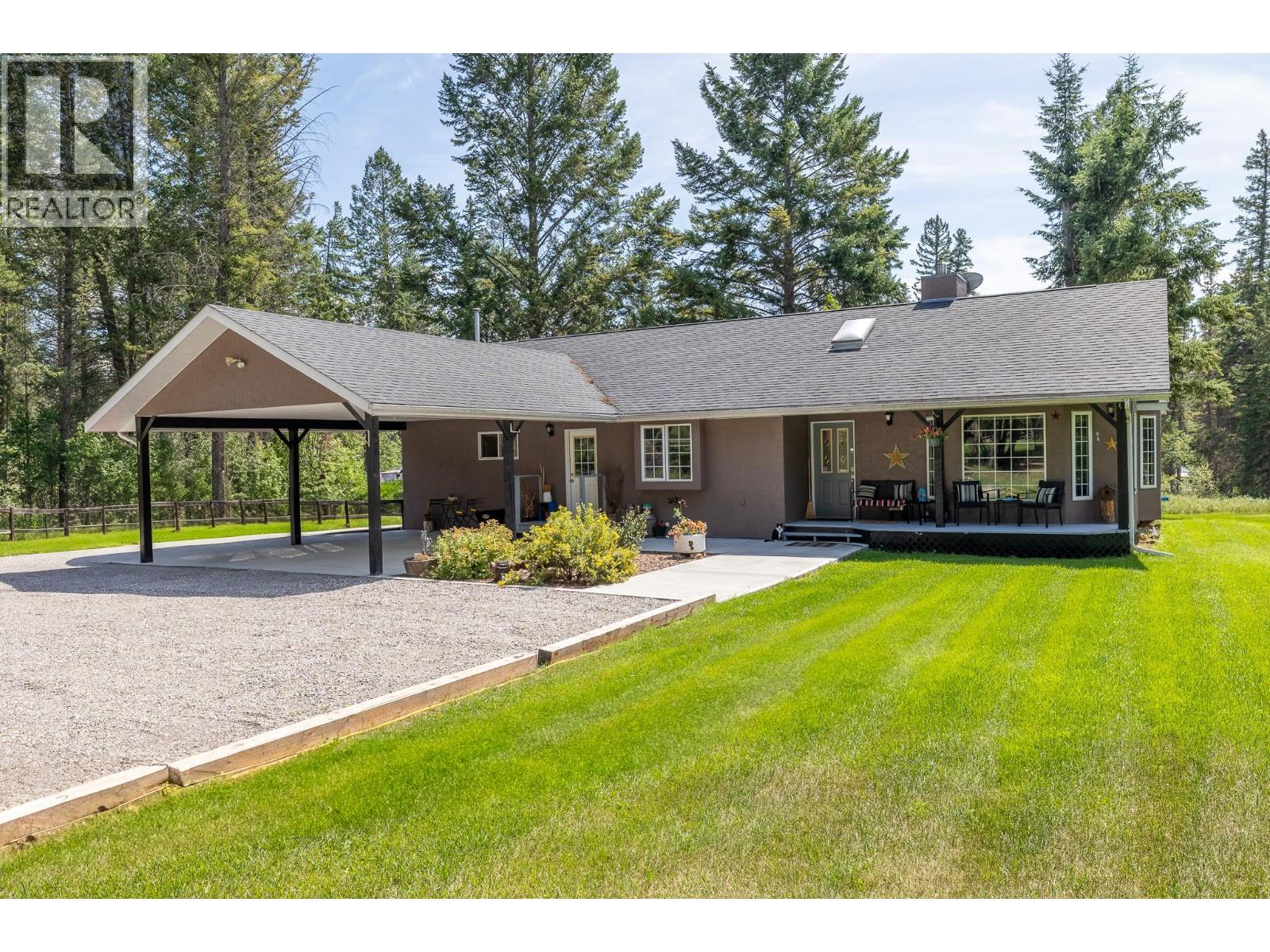 4814 Lake Road, Windermere, British Columbia  V0B 2L2 - Photo 27 - 10358375