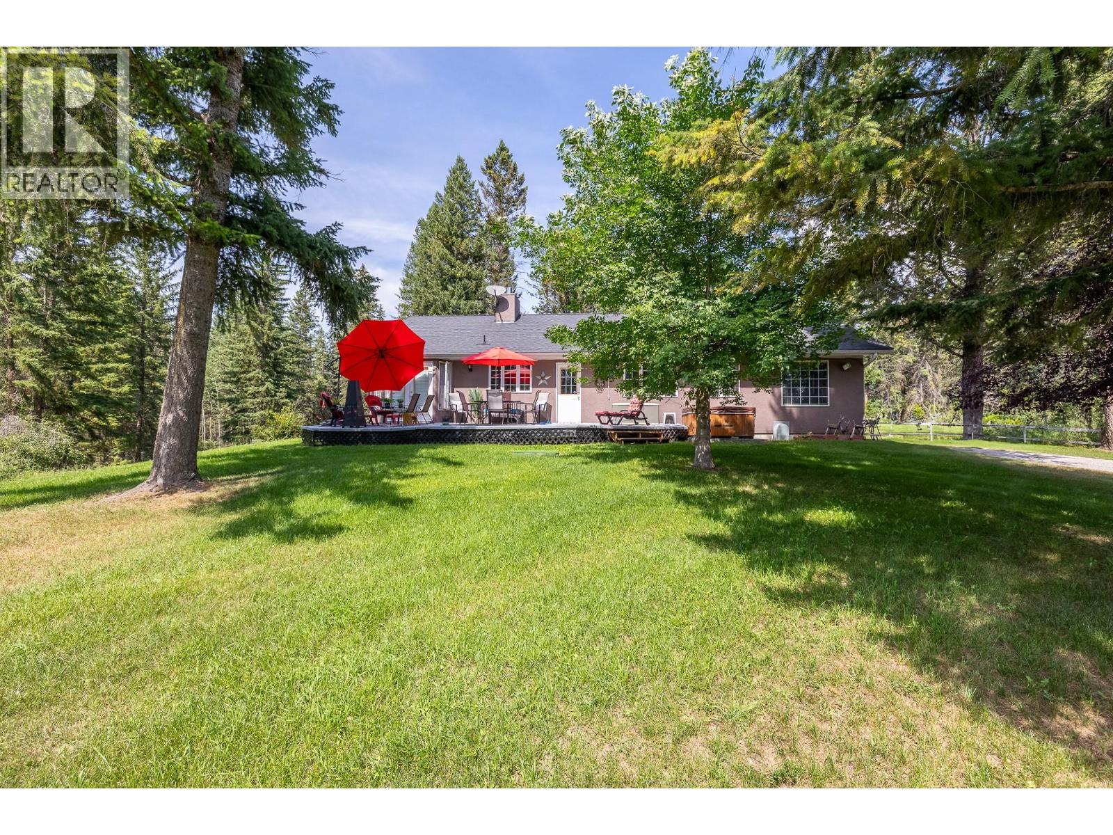 4814 Lake Road, Windermere, British Columbia  V0B 2L2 - Photo 24 - 10358375