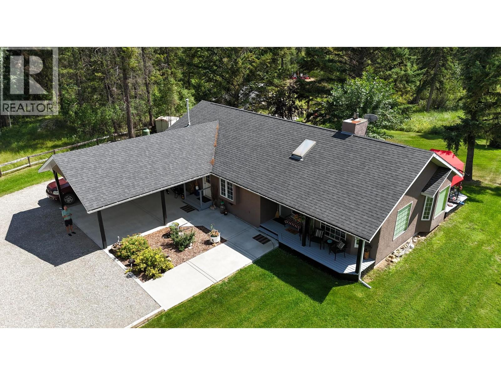 4814 Lake Road, Windermere, British Columbia  V0B 2L2 - Photo 29 - 10358375