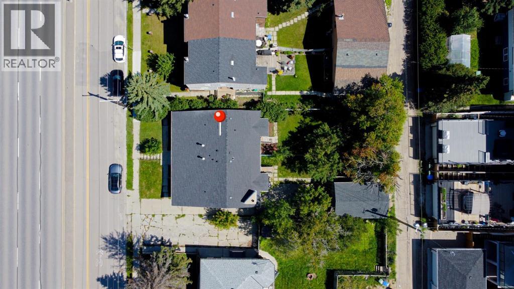 Property at 3007 12 Avenue SW image 3